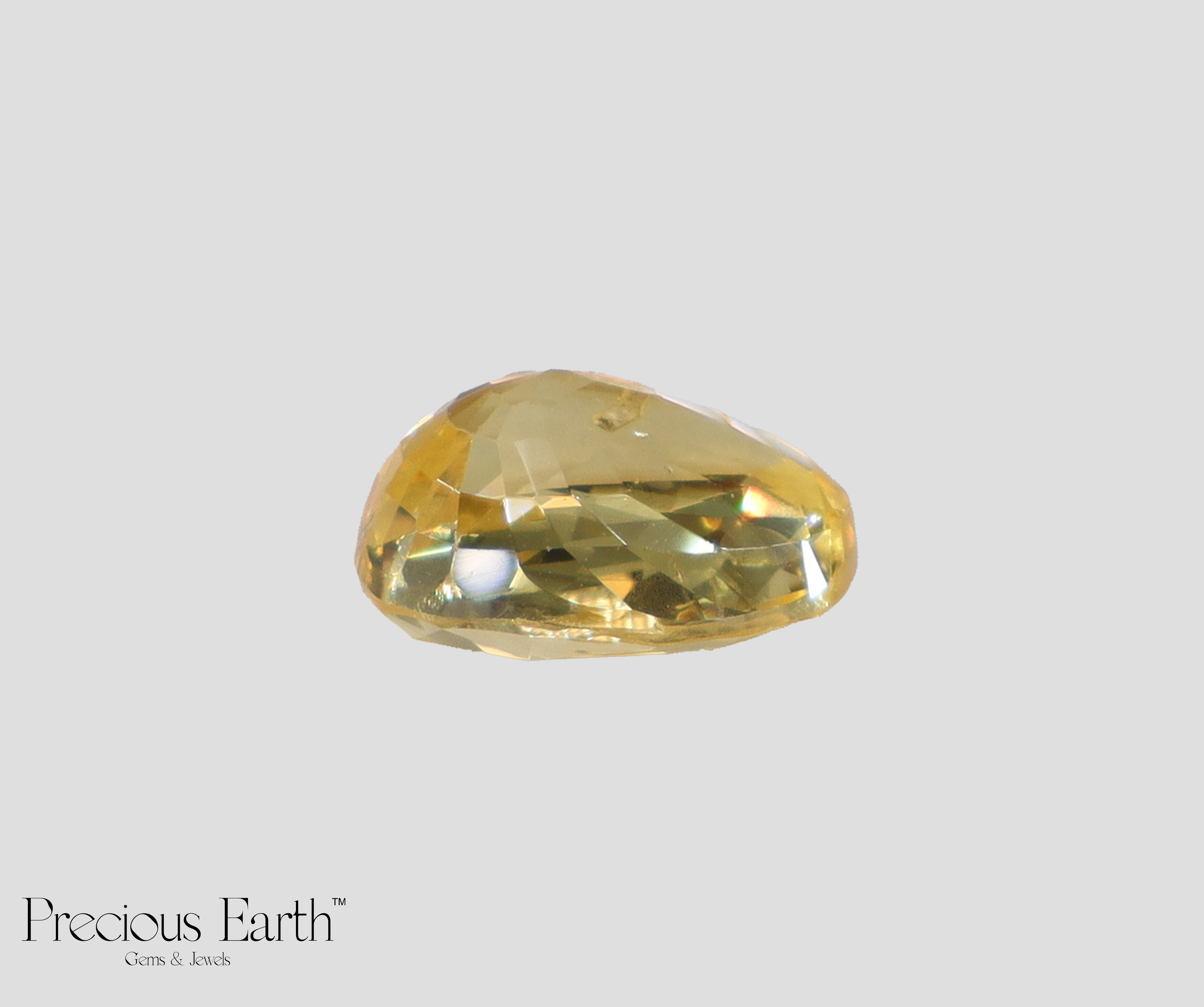 Yellow Sapphire - 5.95 Carats