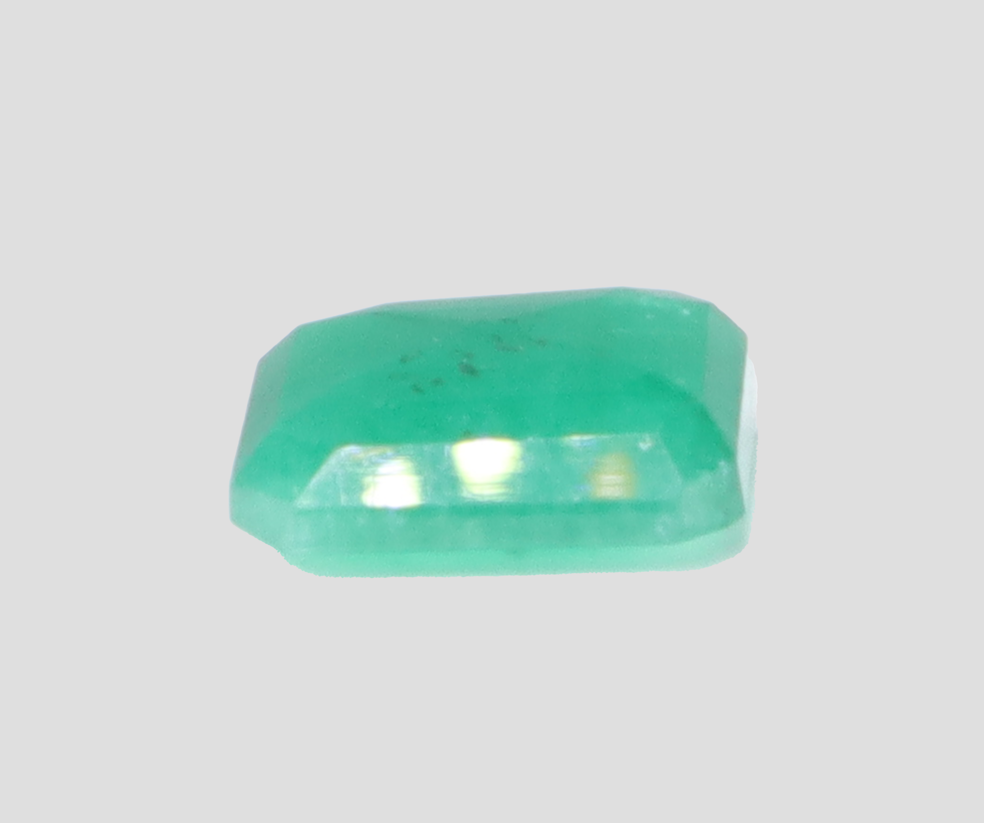 Emerald - 6.85 Carats