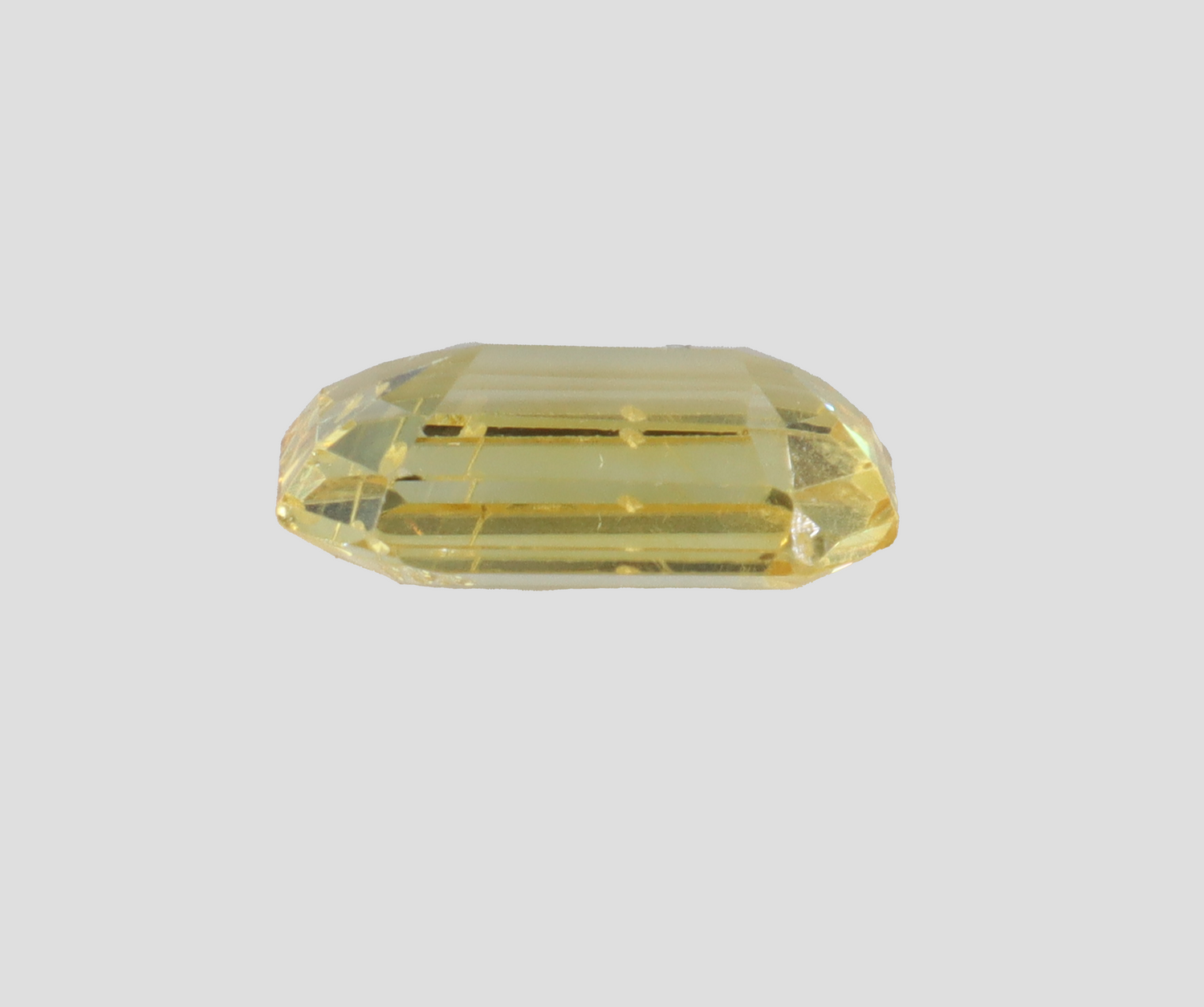 Yellow Sapphire - 9.05 Carats