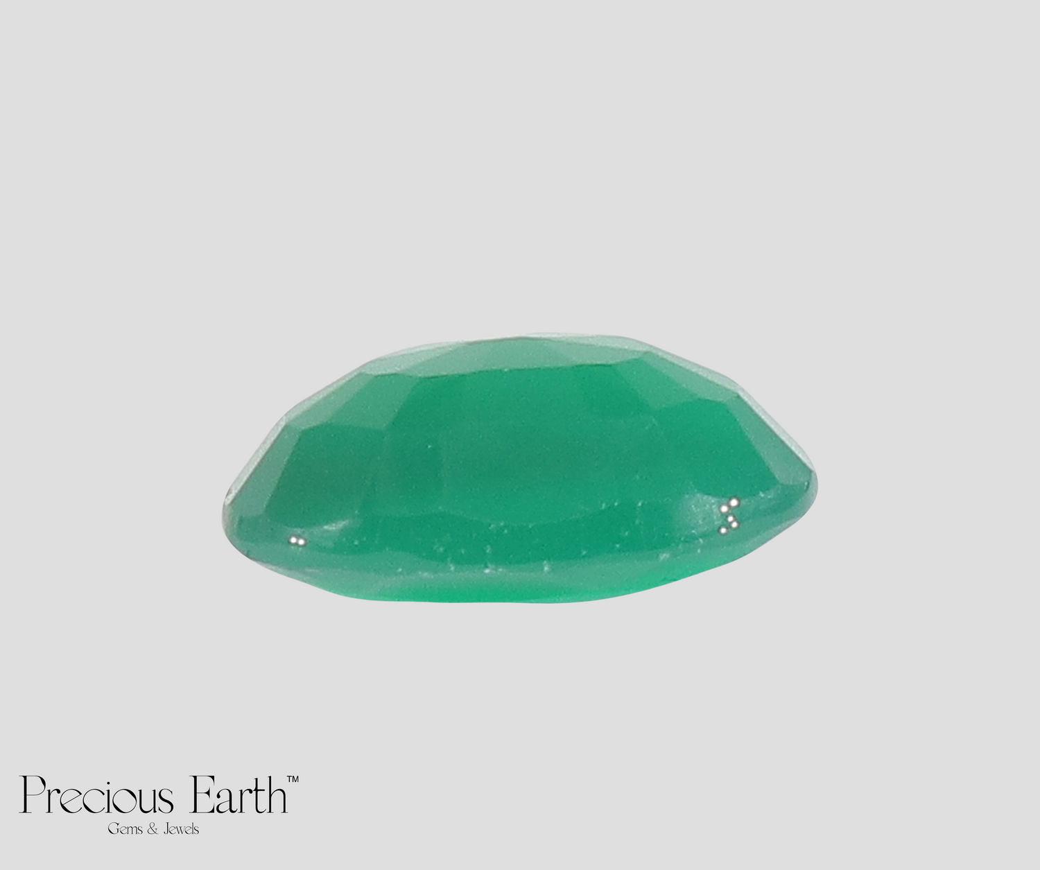 Green Onyx - 12.79 Carats