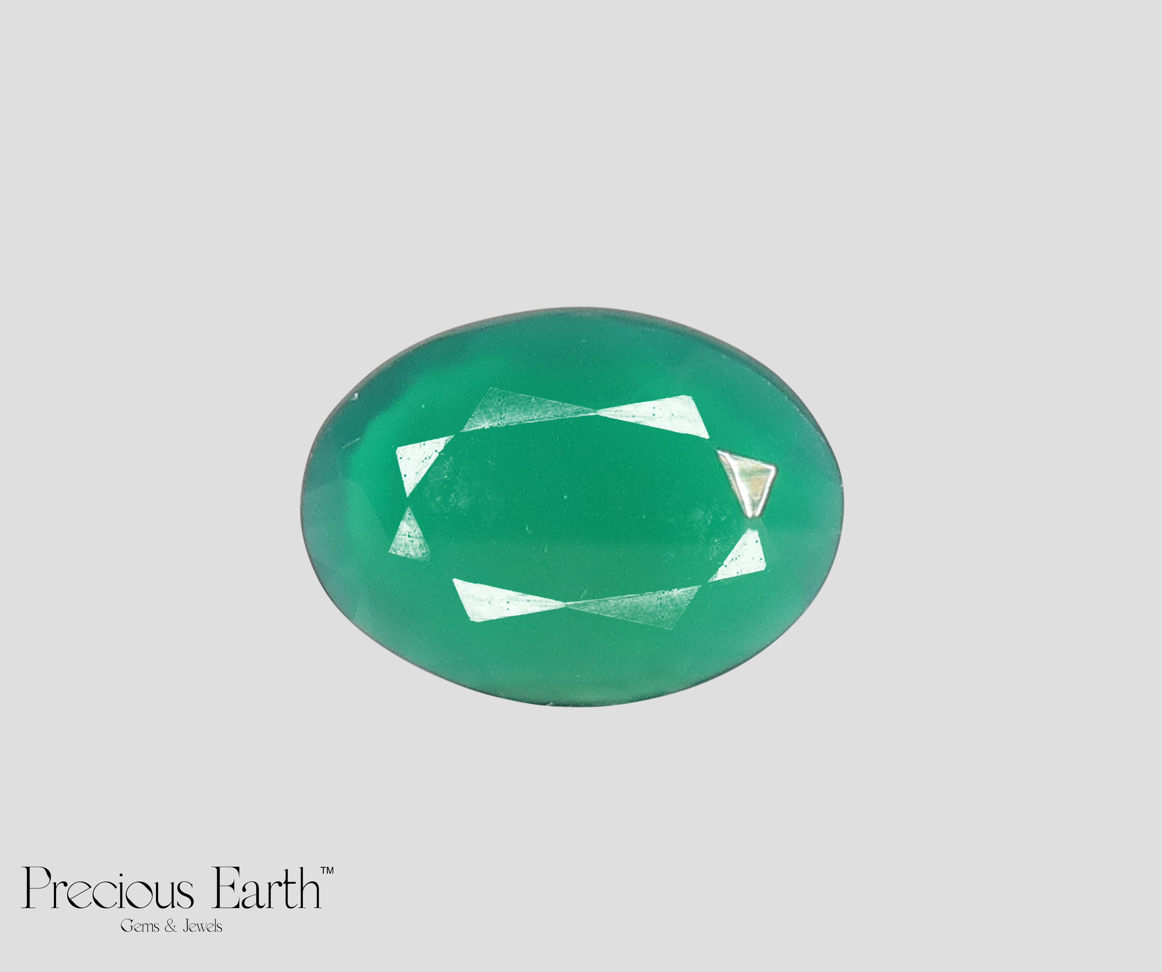 Green Onyx - 7.79 Carats