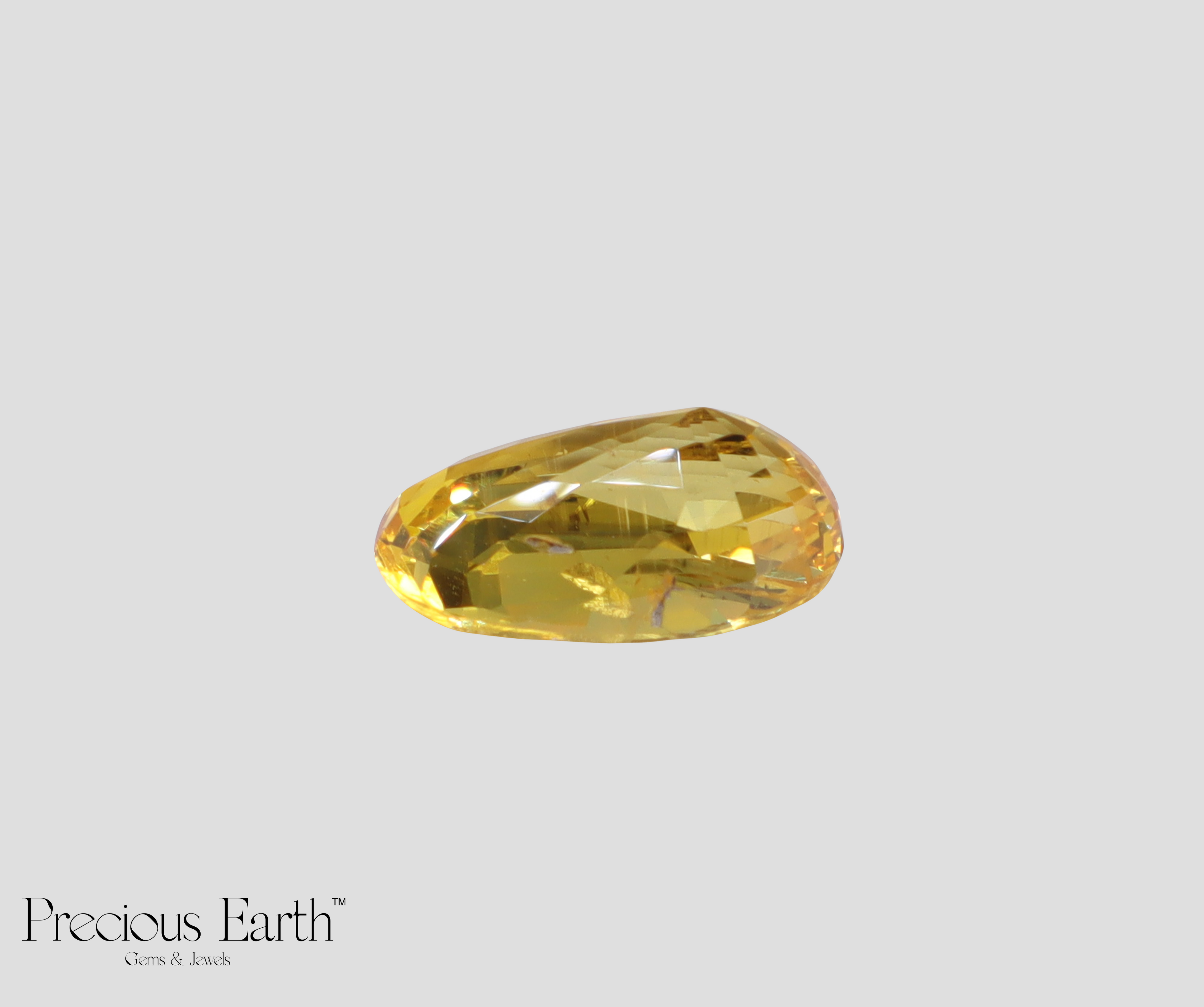 Yellow Sapphire - 4.52 Carats