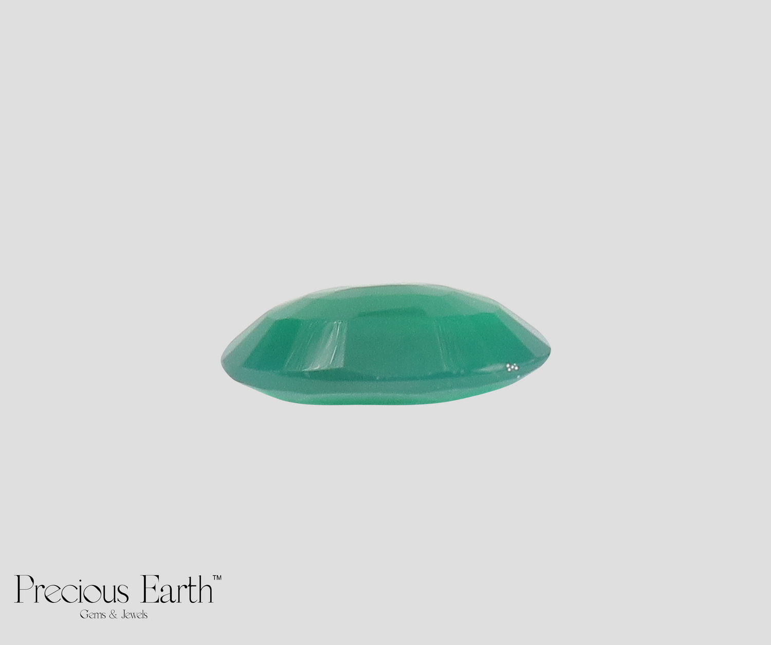 Green Onyx - 7.74 Carats