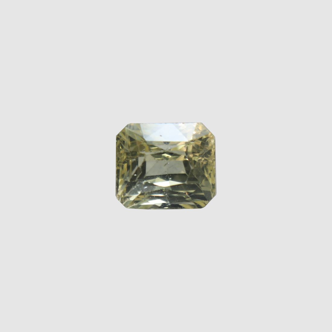 Yellow Sapphire - 6.01 Carats