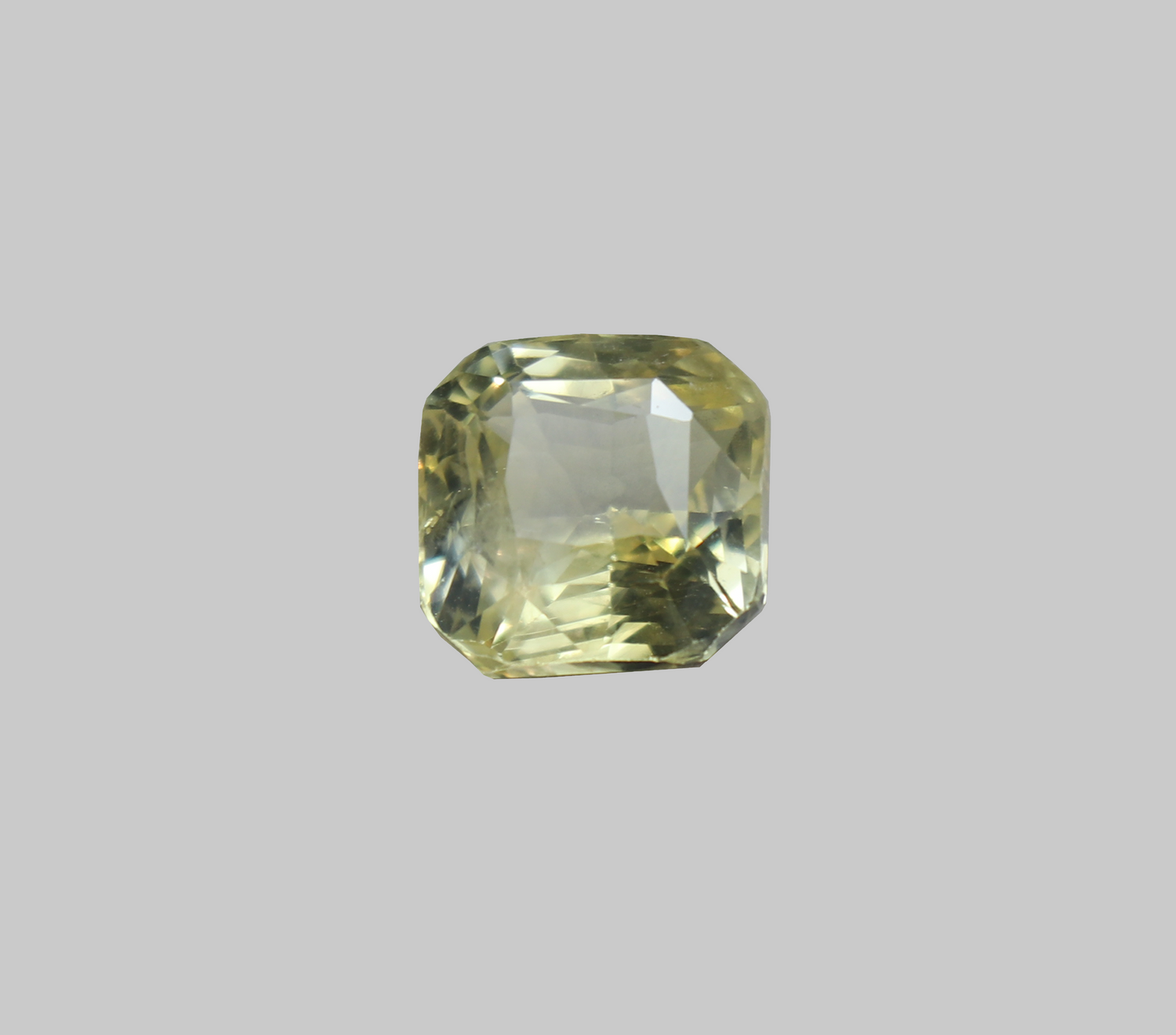 Yellow Sapphire - 7.54 Carats