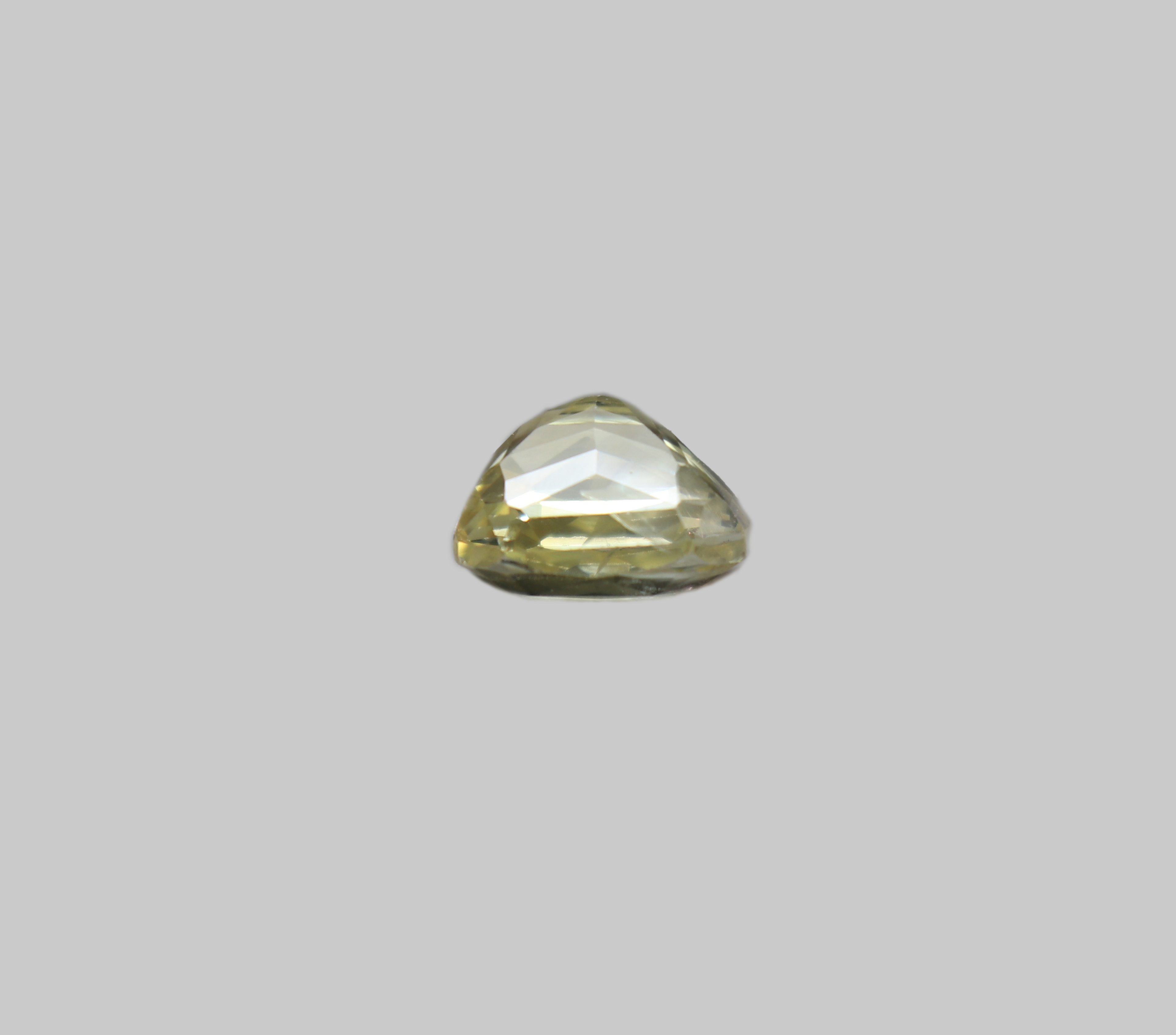 Yellow Sapphire - 7.54 Carats