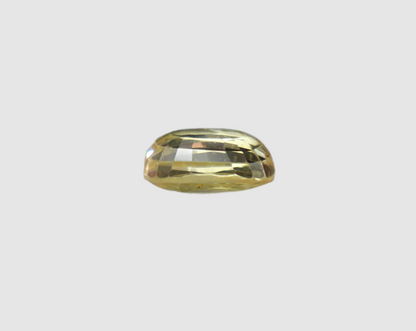 Yellow Sapphire - 6.81 Carats