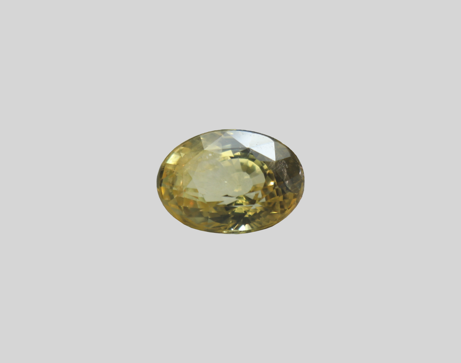 Yellow Sapphire - 7.58 Carats