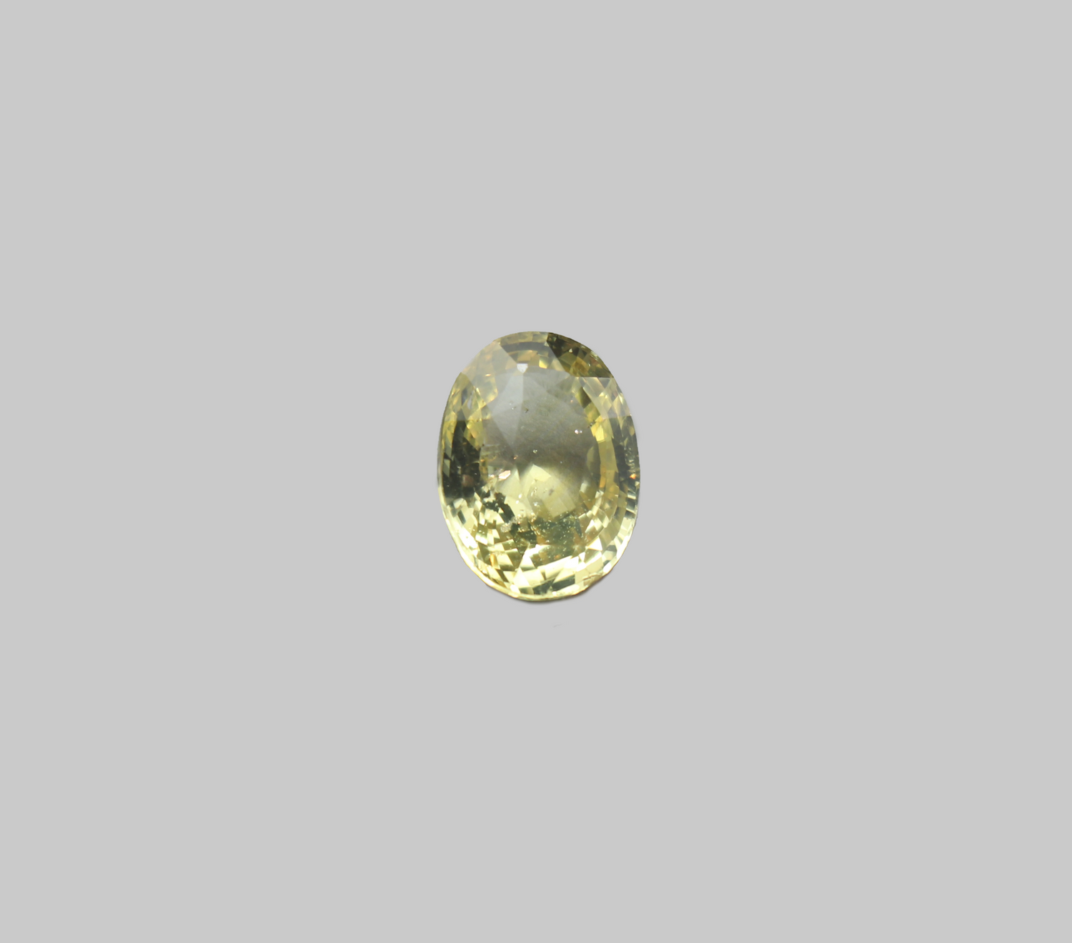 Yellow Sapphire - 7.99 Carats