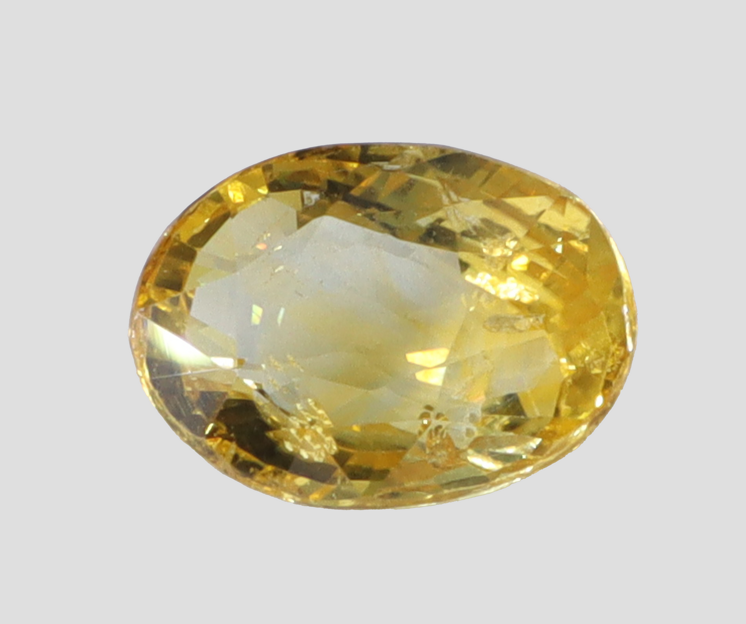 Yellow Sapphire - 5.84 Carat