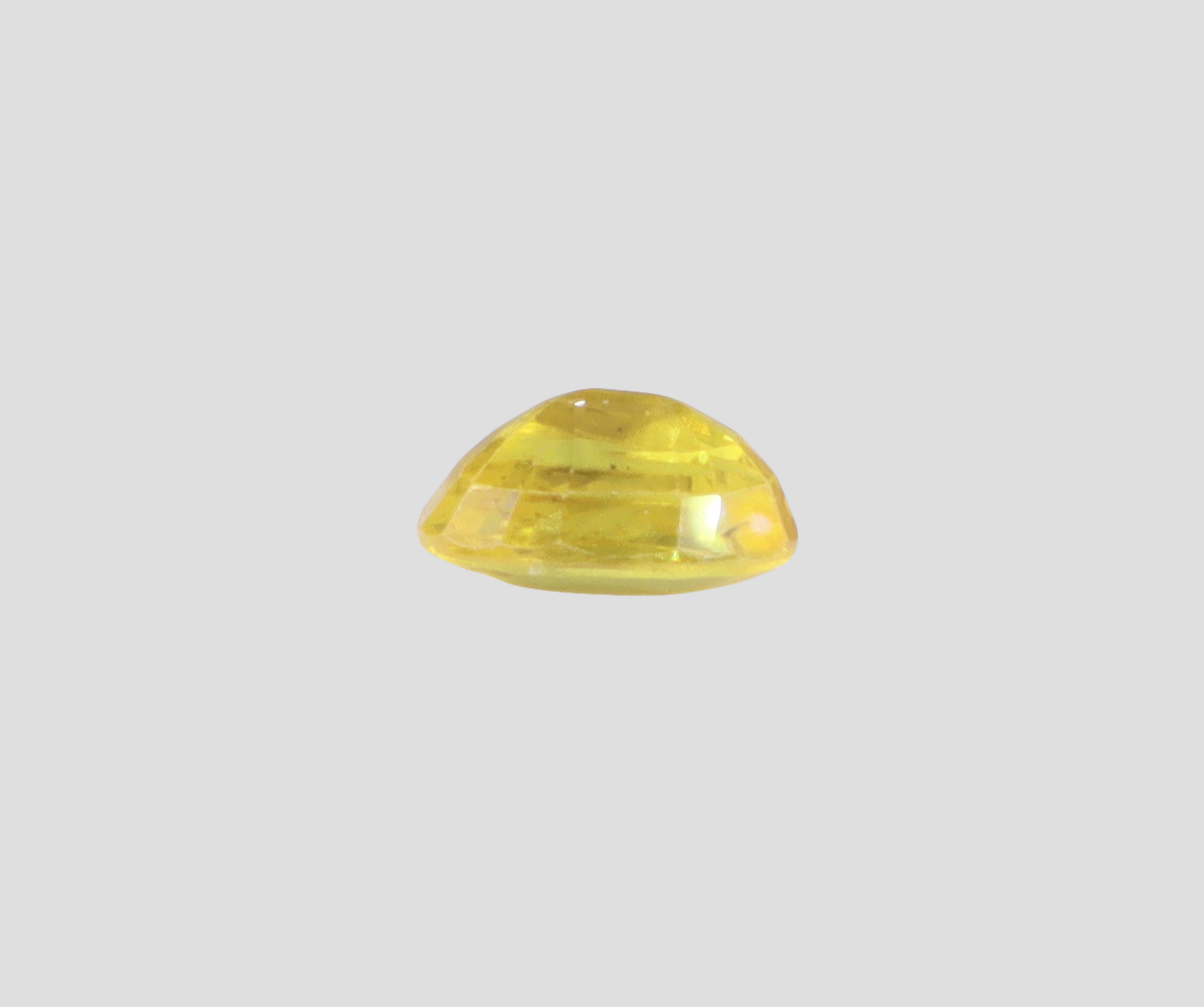 Yellow Sapphire - 4.35 Carats (Thailand)