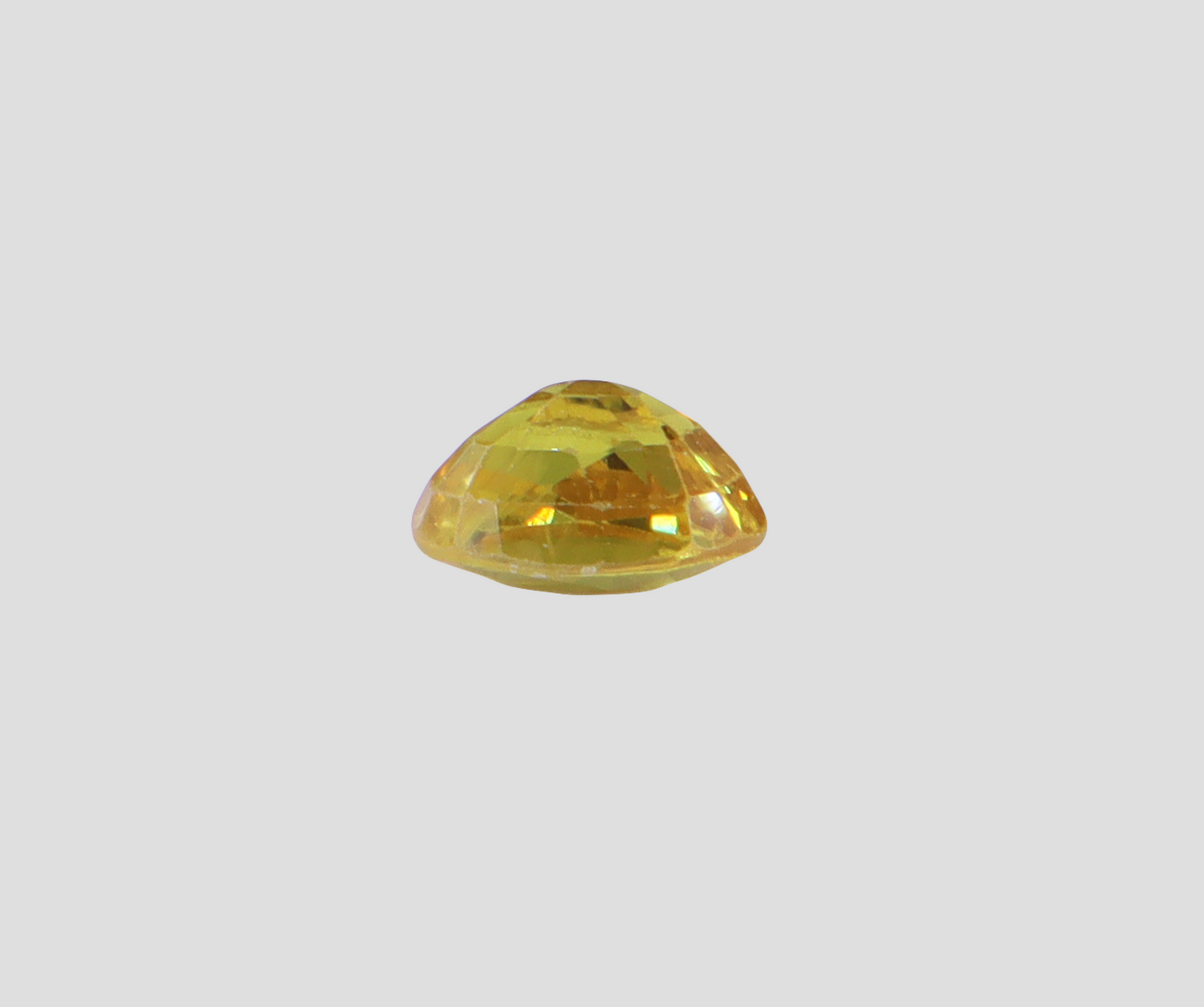 Yellow Sapphire - 3.99 Carats (Thailand)