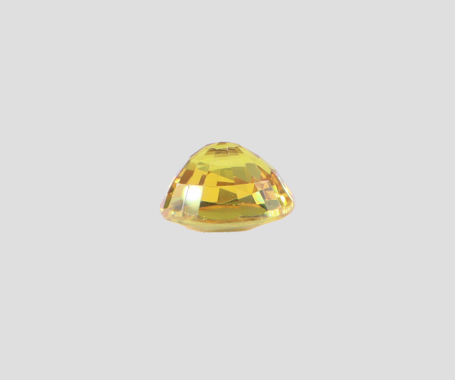 Yellow Sapphire - 3.94 Carats (Thailand)