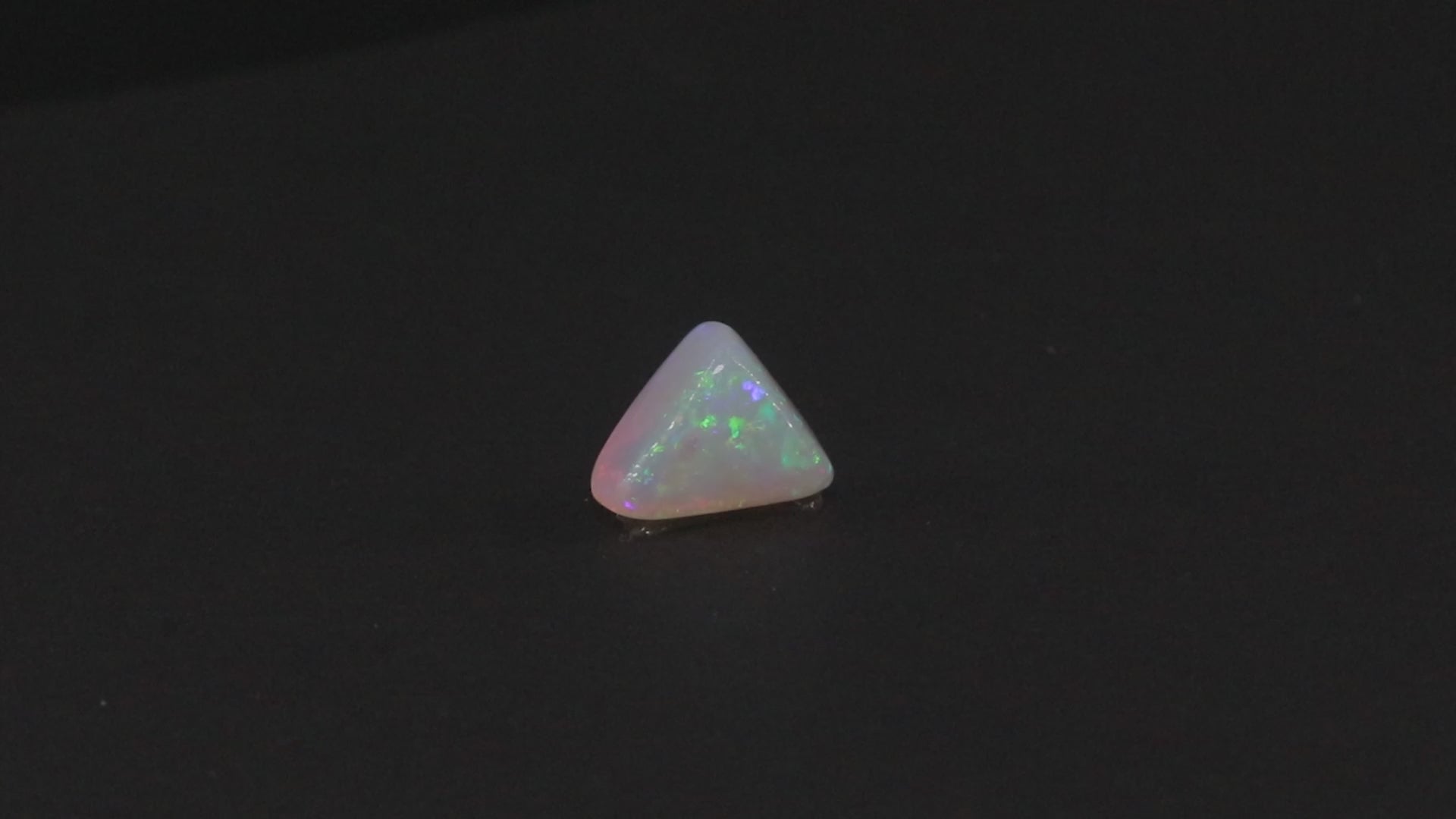 Opal - 5.25 Carats