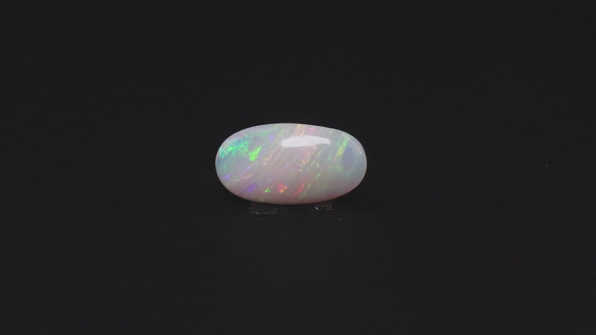 Opal - 8.52 Carats