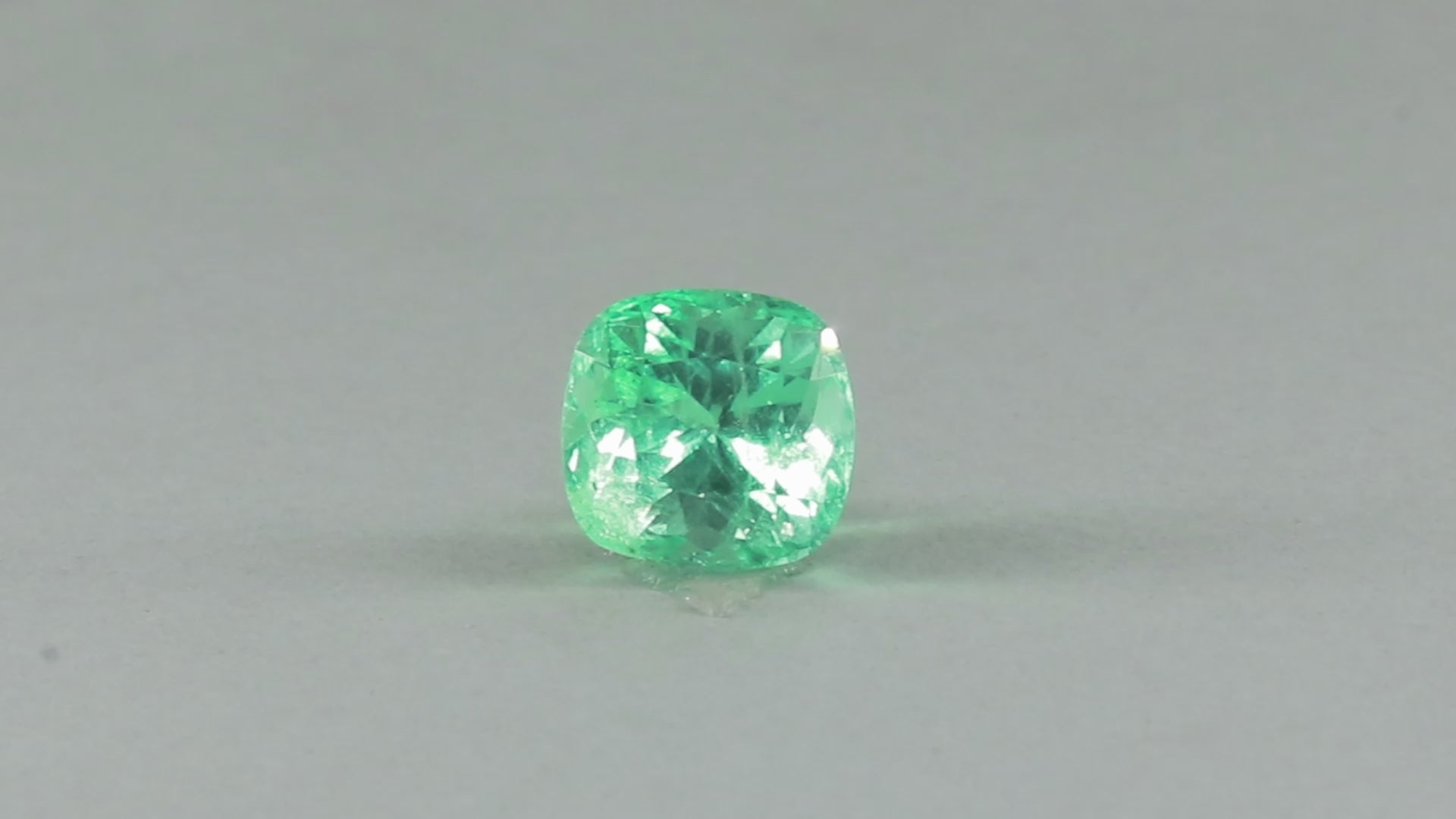 Emerald - 11.77 Carats