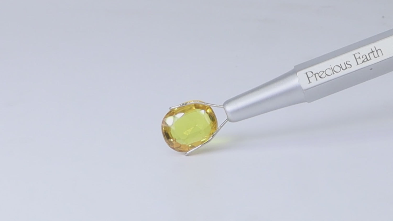 Yellow Sapphire - 4.26 Carats (Thailand)