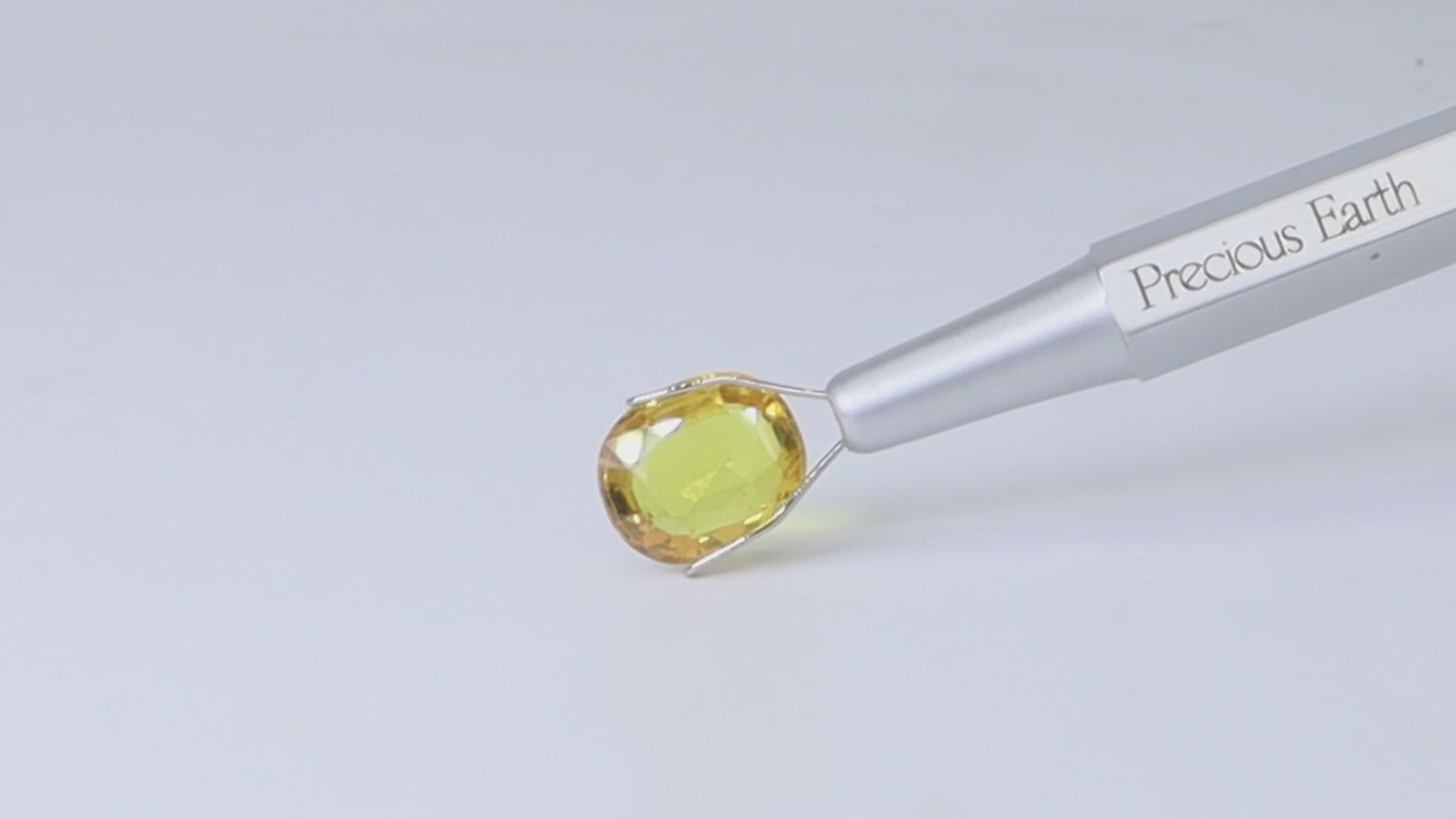 Yellow Sapphire - 4.26 Carats (Thailand)