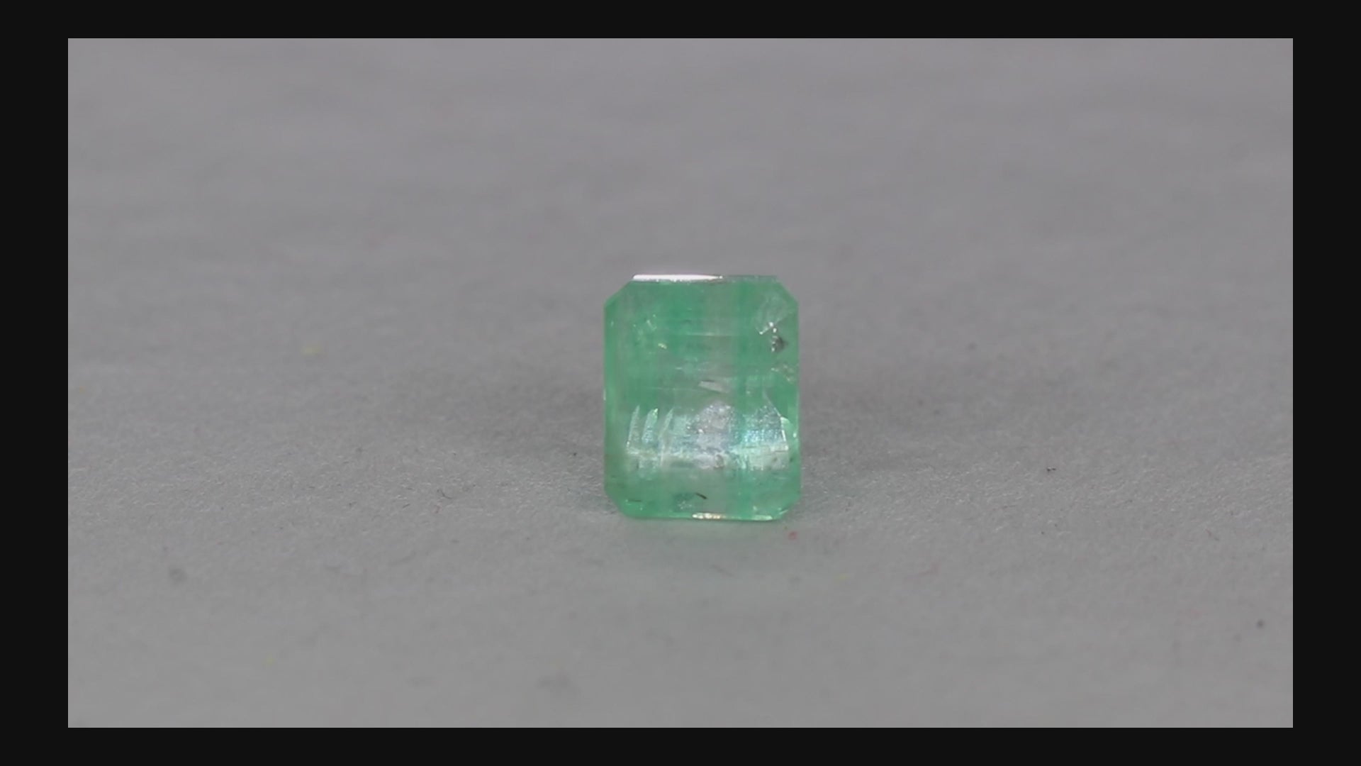 Emerald - 8.83 Carats