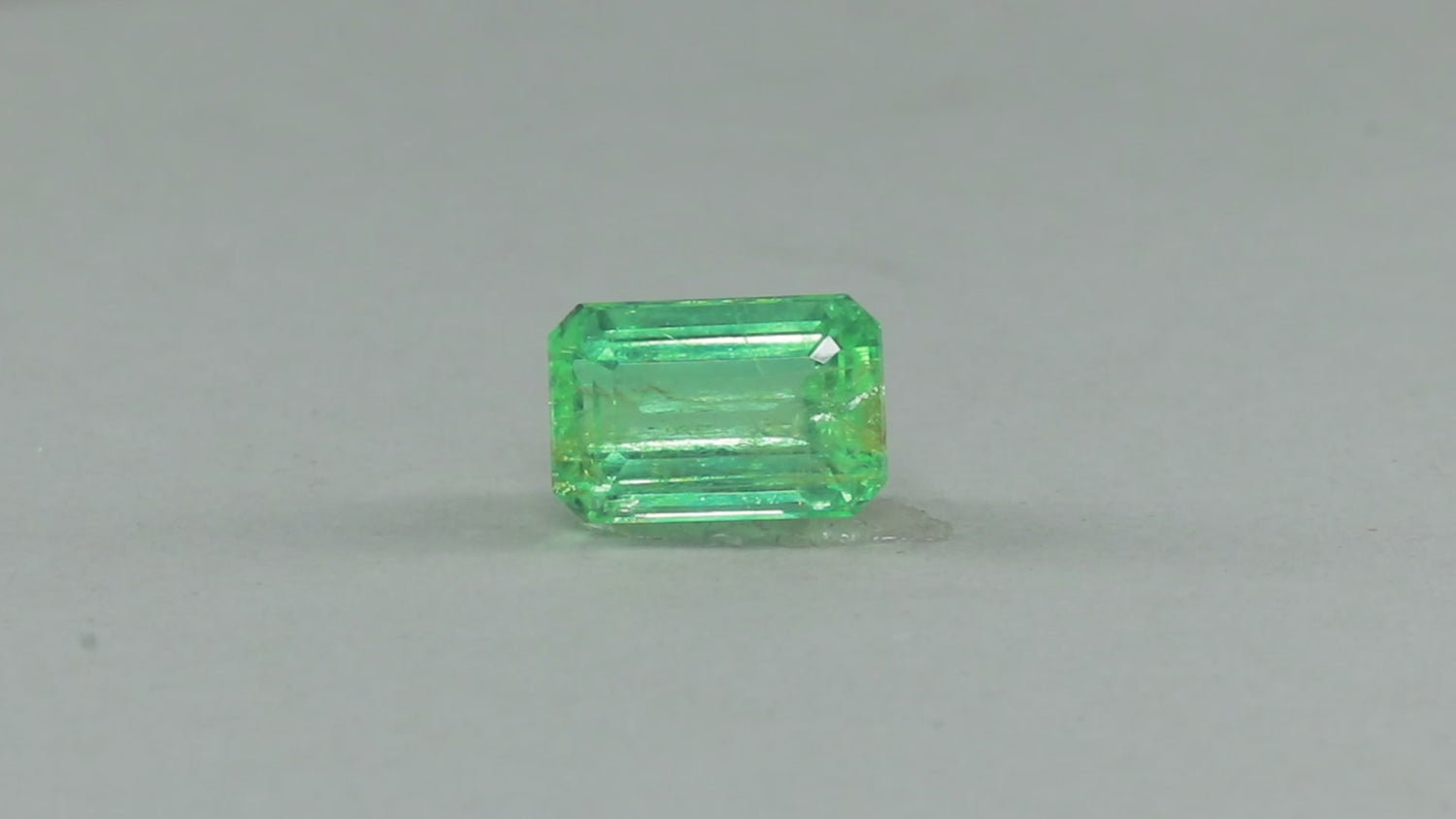 Emerald - 10.46 Carats