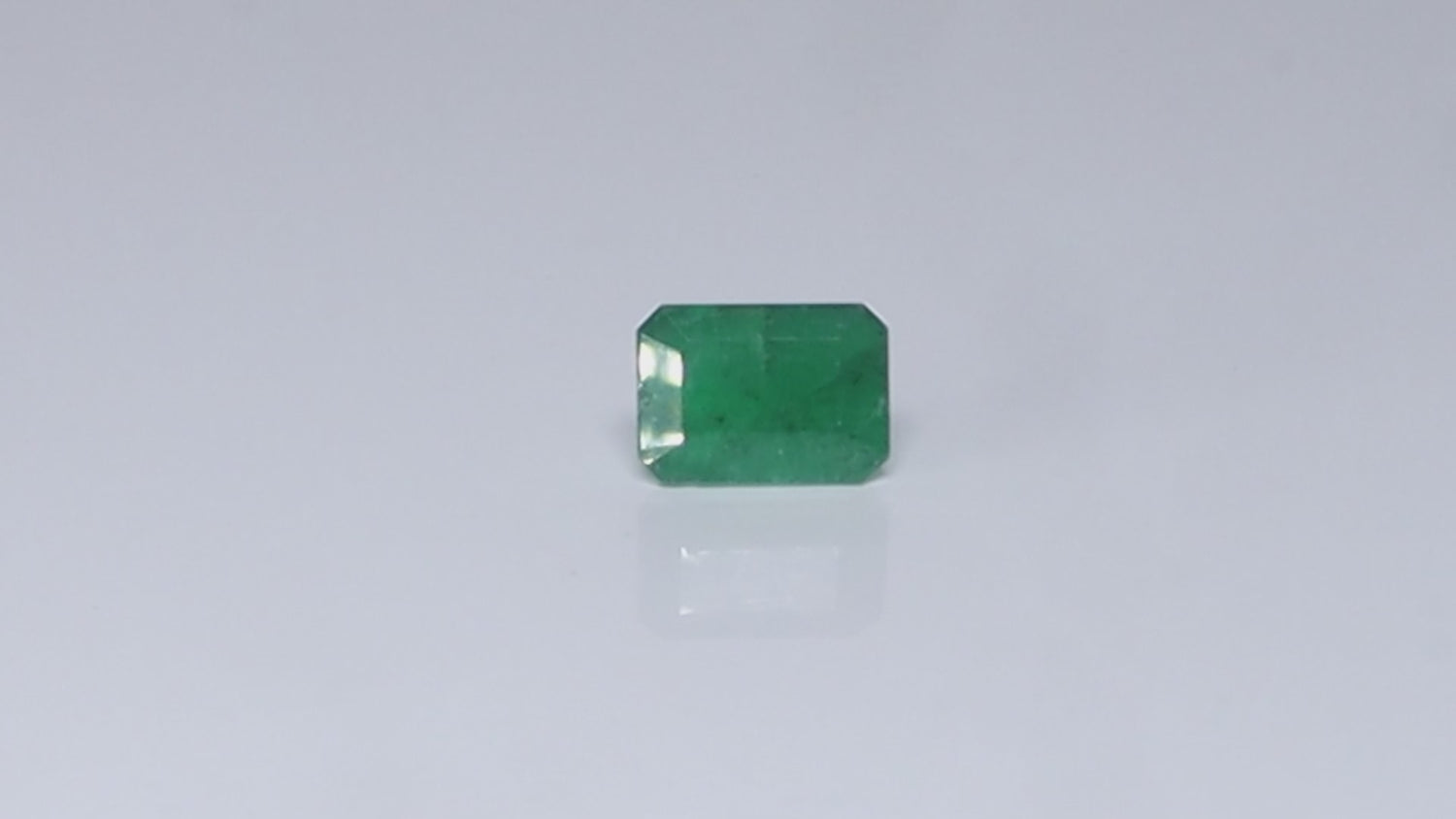 Emerald - 8.77 Carats