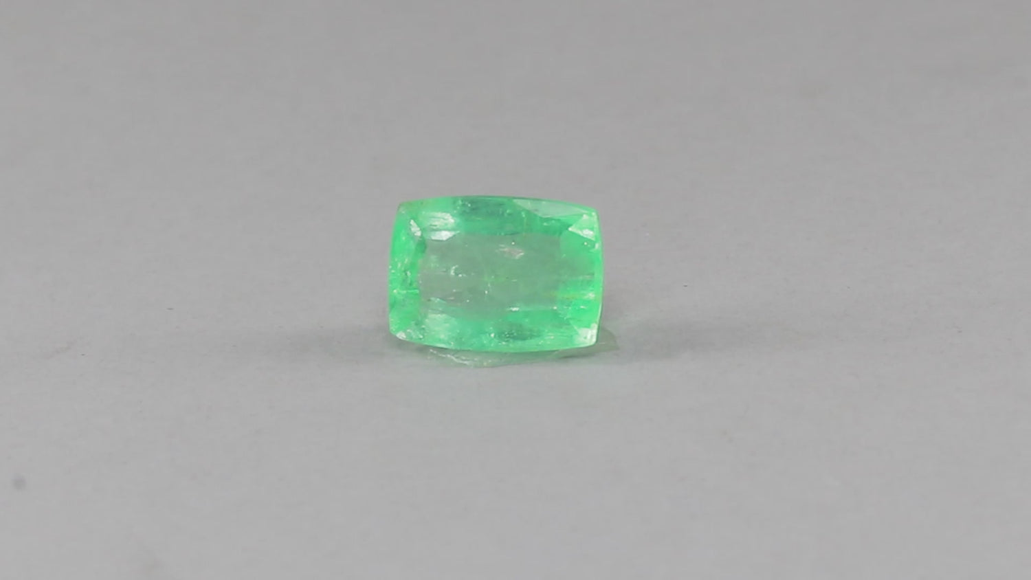 Emerald - 9.60 Carats