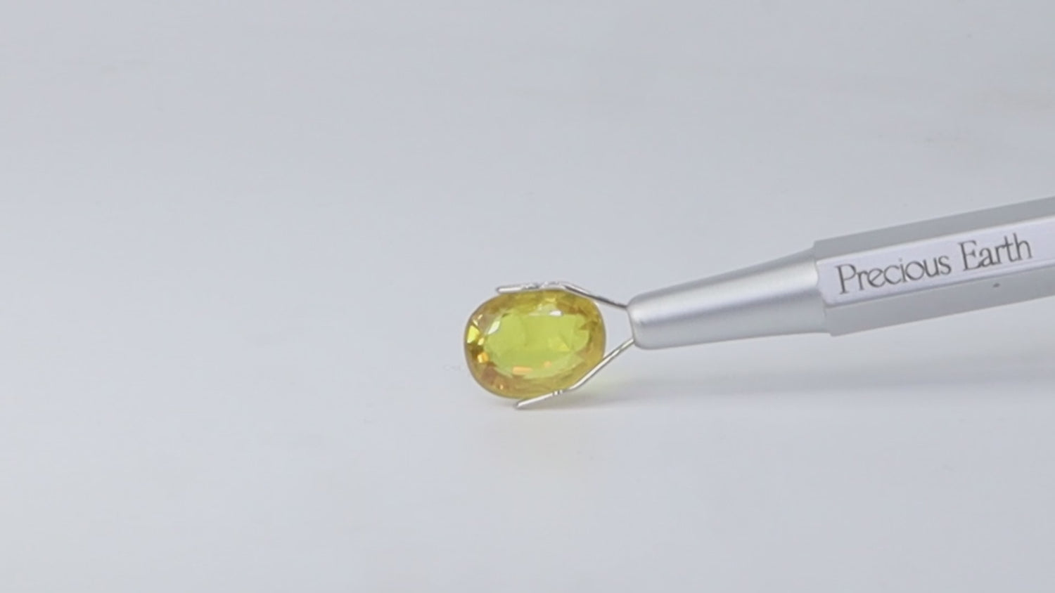 Yellow Sapphire - 5.33 Carats (Thailand)