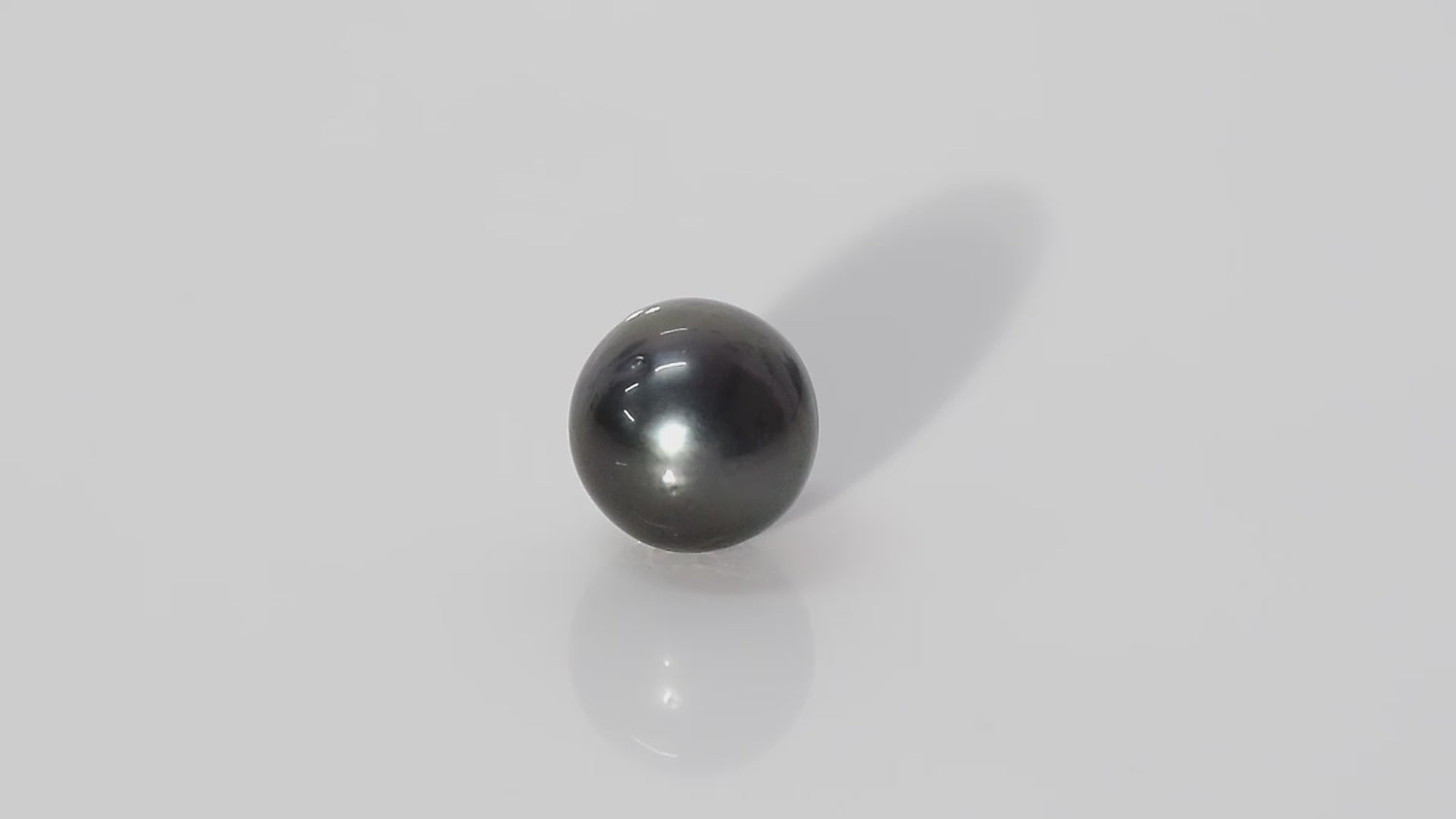 Black Tahitian (Cultured) Pearl - 11.00 Carats