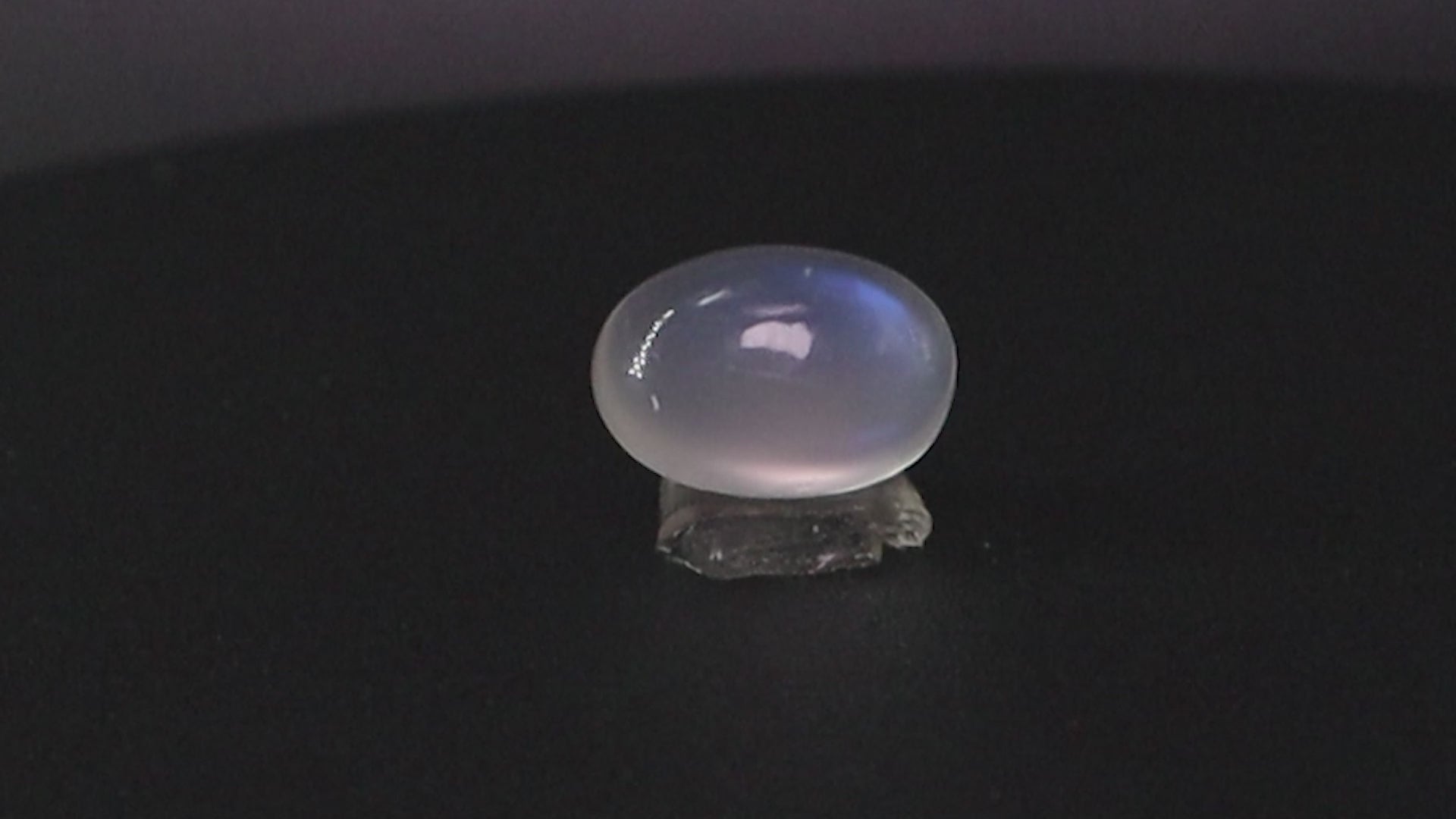 Blue Moonstone - 7.58 Carats