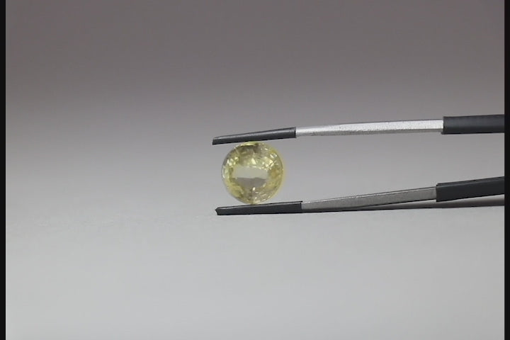 Yellow Sapphire - 6.36 Carats