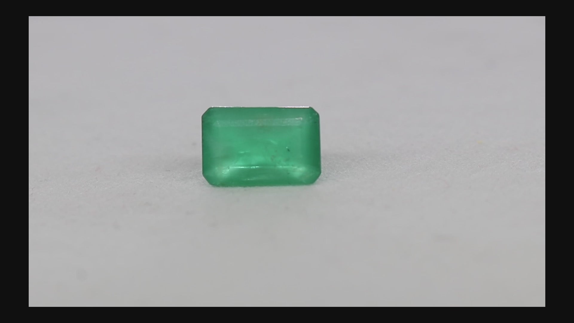 Emerald - 5.71 Carats