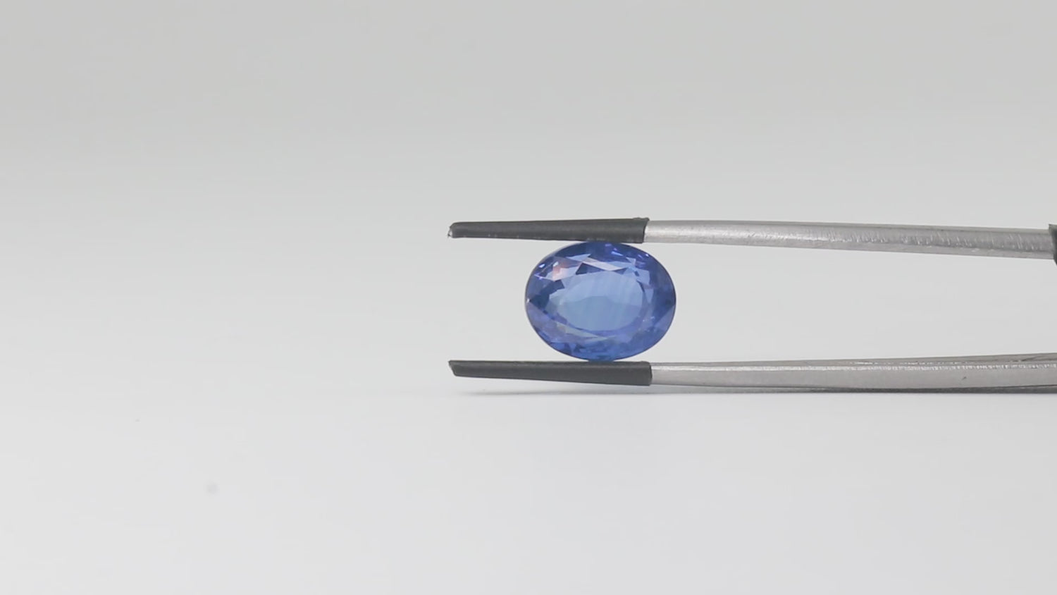 Blue Sapphire - 7.54 Carats