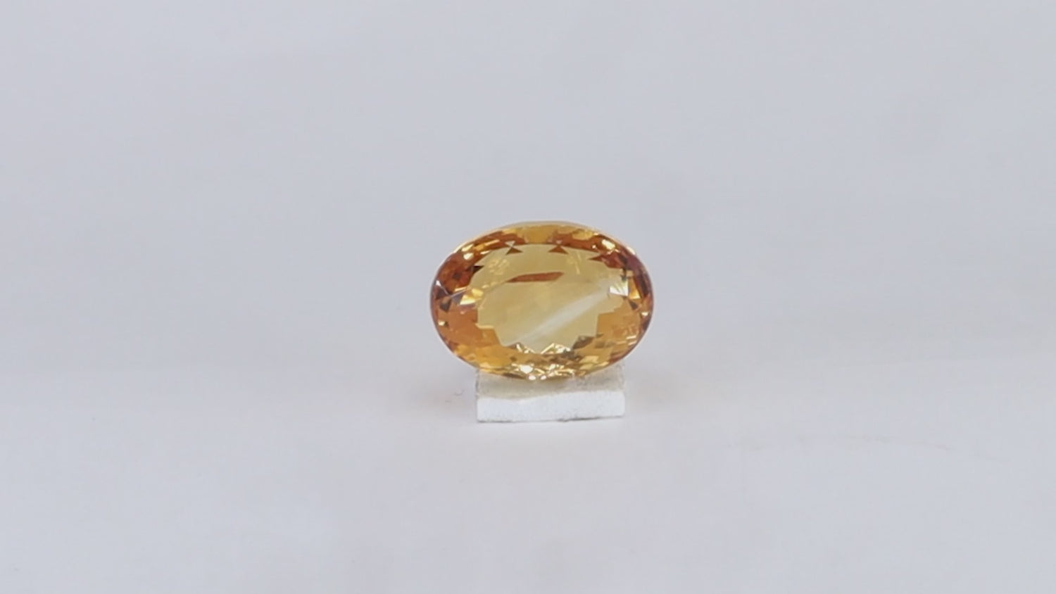 Citrine - 11.61 Carats