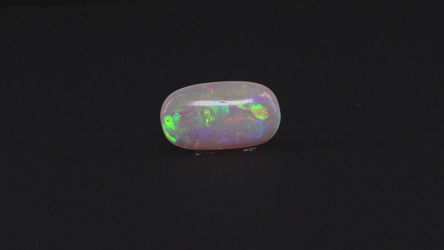 Opal - 9.63 Carats