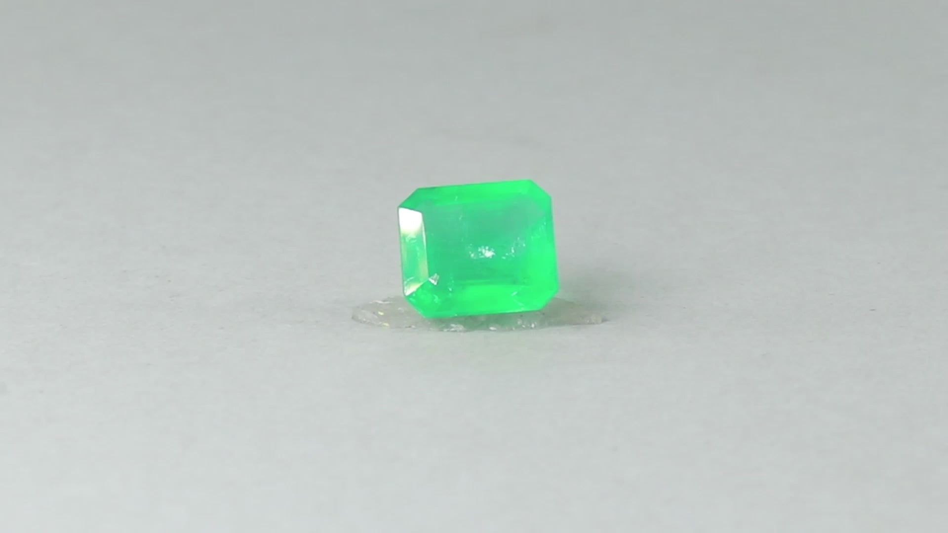 Emerald - 4.45 Carat (Zambian)