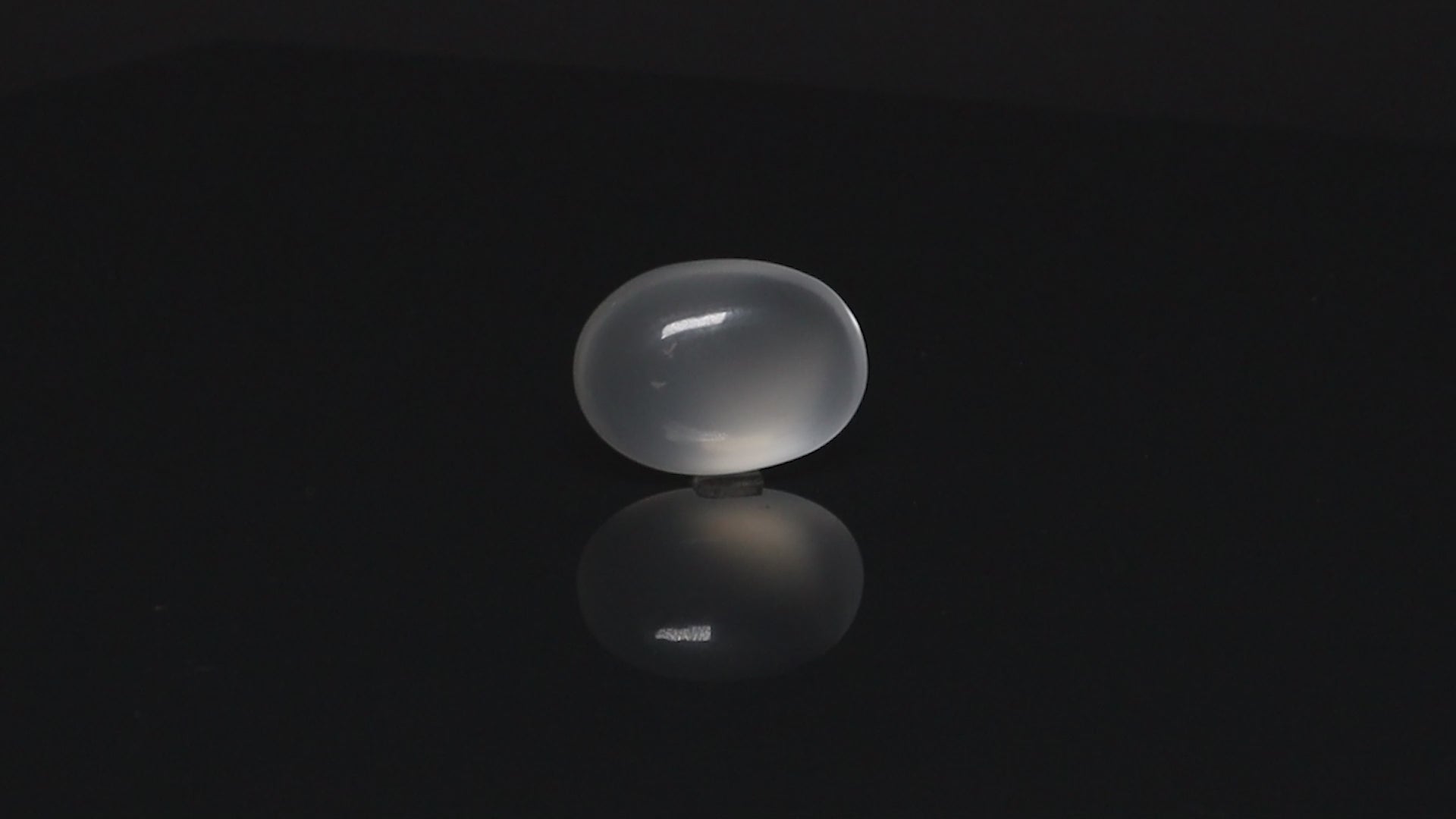 White Moonstone - 21.27 Carats