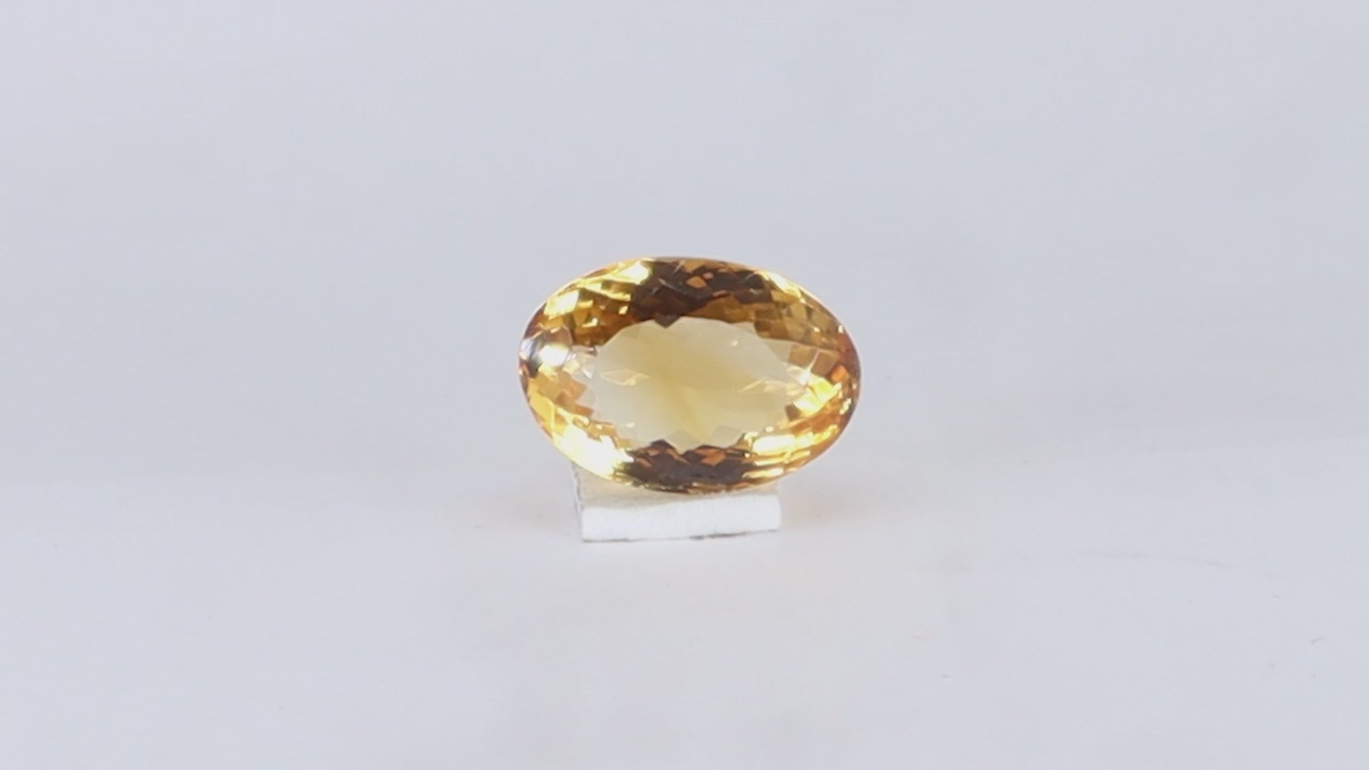 Citrine - 12.49 Carats