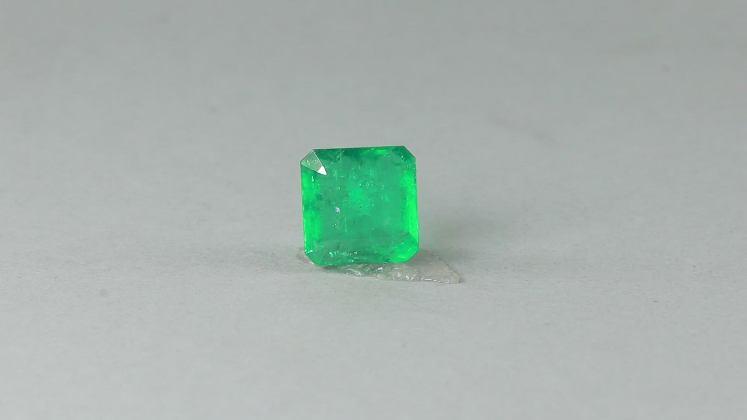 Emerald - 6.09 Carats