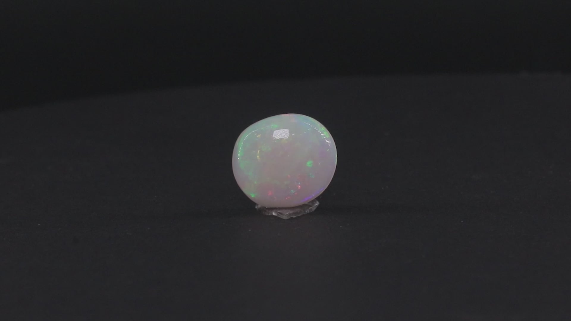 Opal - 6.75 Carats