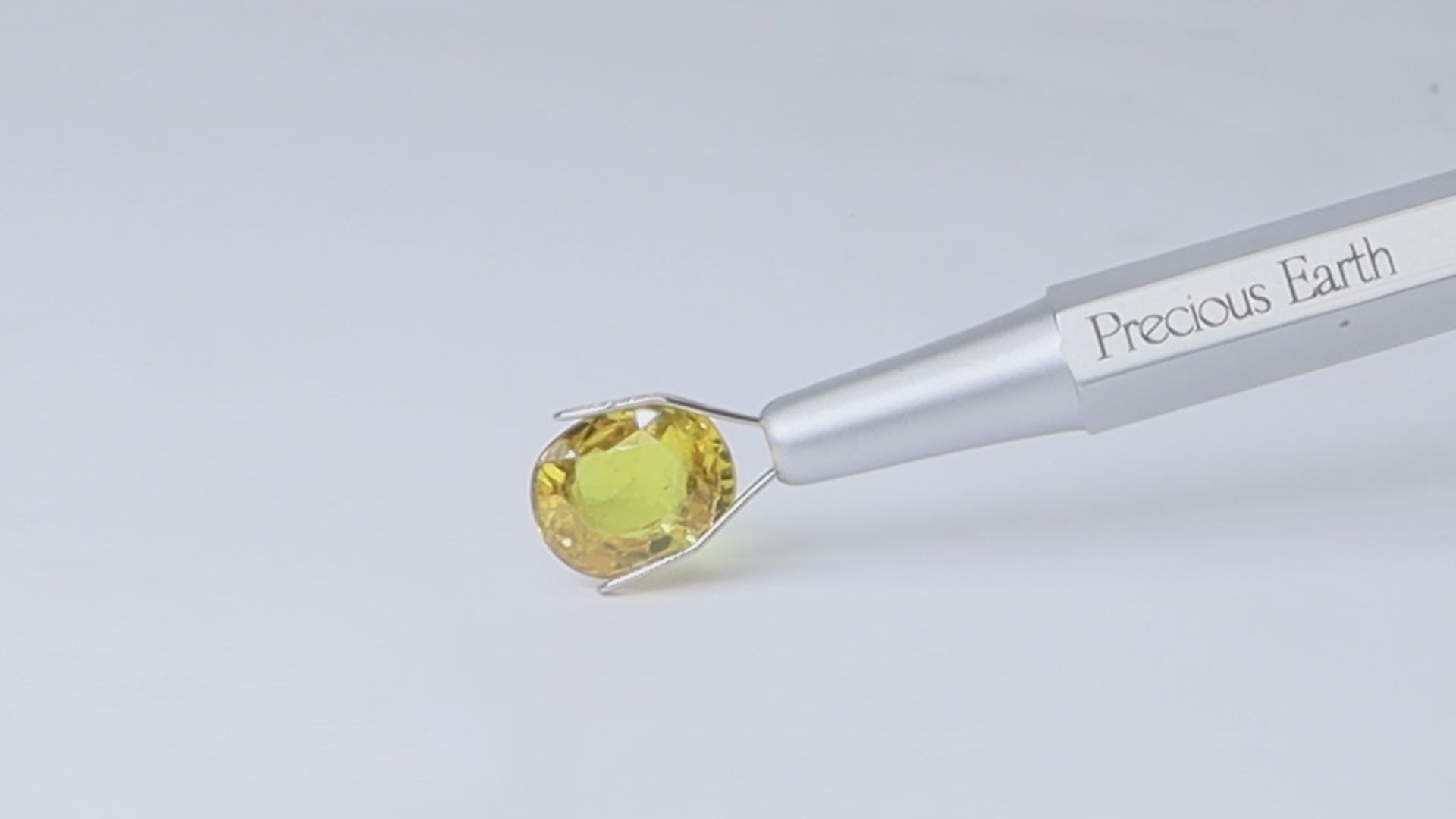 Yellow Sapphire - 4.34 Carats (Thailand)