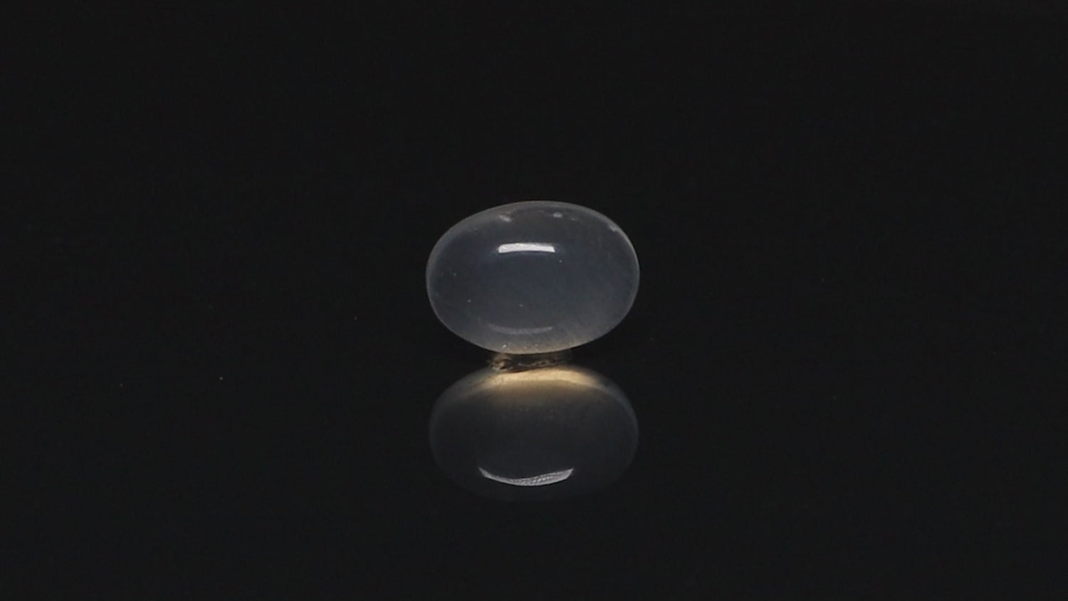 White Moonstone - 7.50 Carats