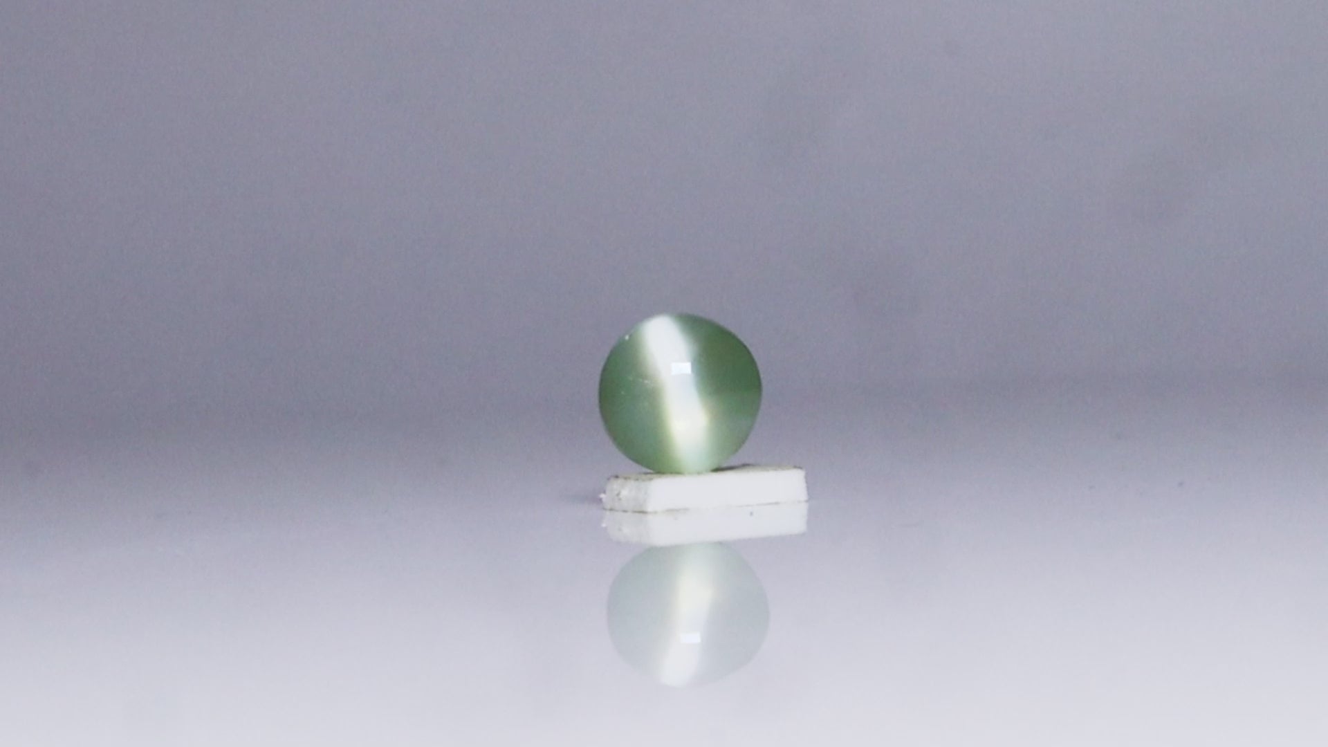 Chrysoberyl Cat's Eye - 5.98 Carats