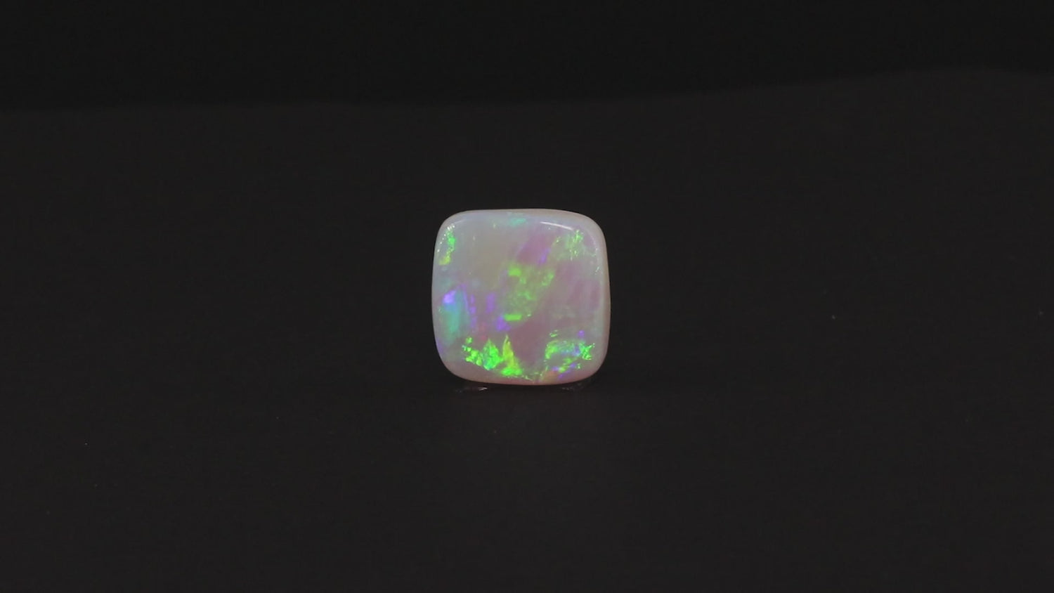 Opal - 11.79 Carats