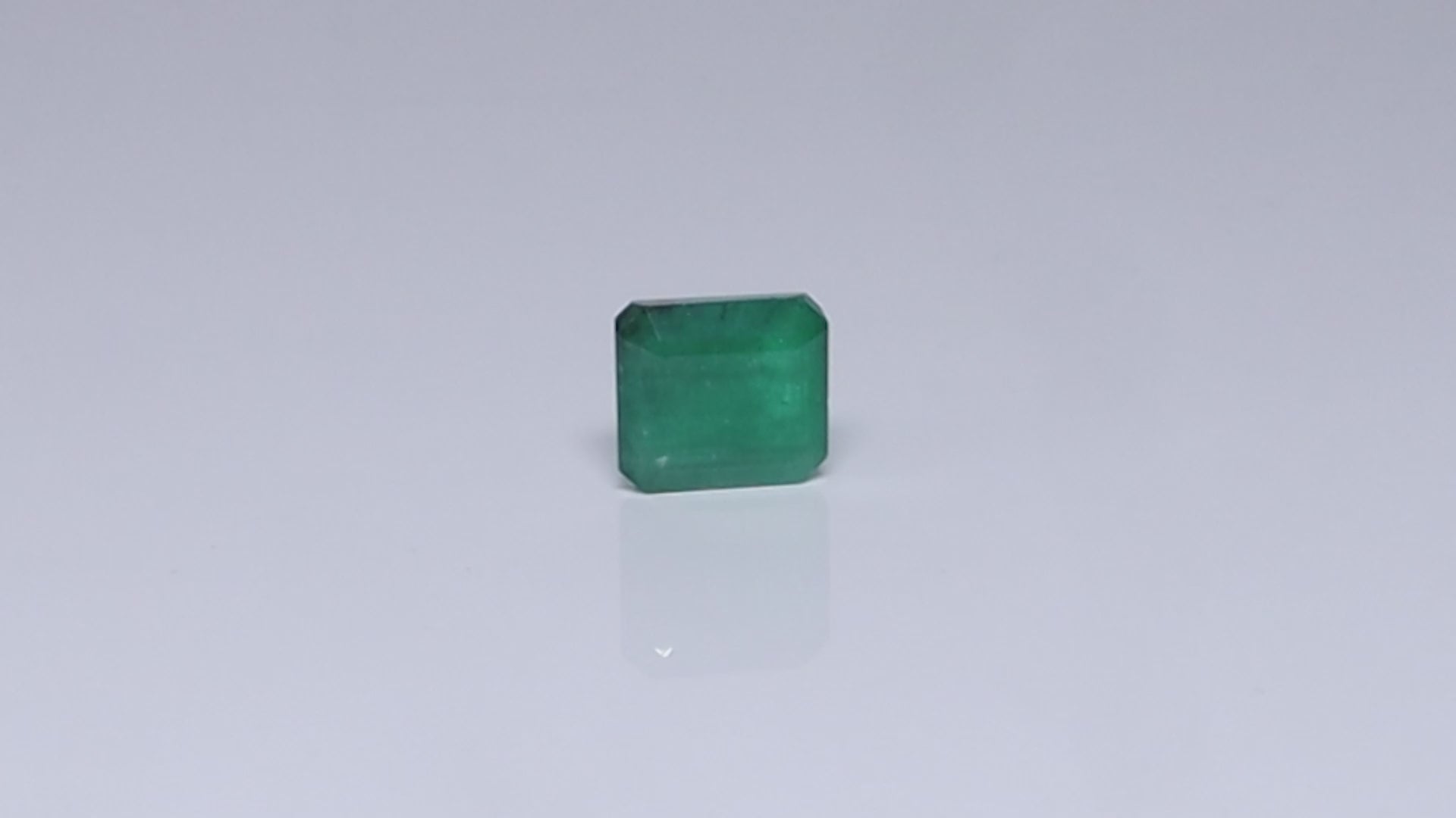 Emerald - 7.83 Carats