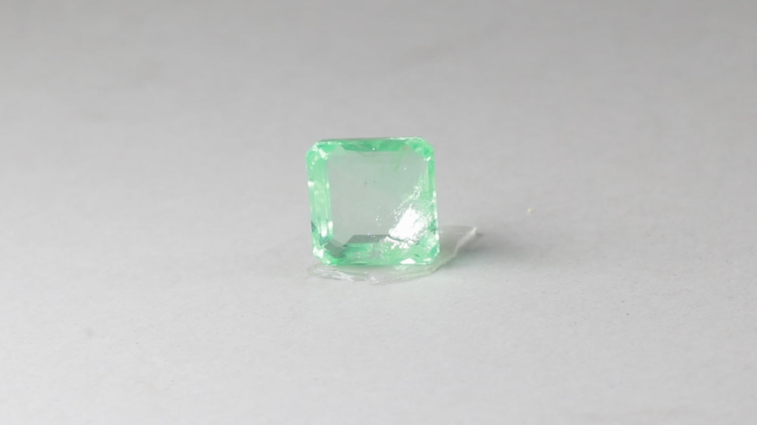 Emerald - 8.37 Carats