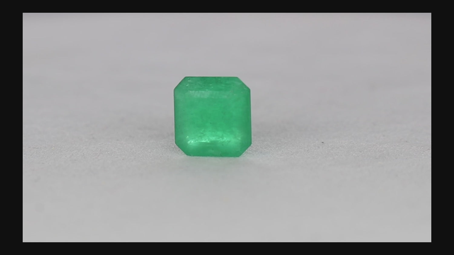 Emerald - 5.24 Carats