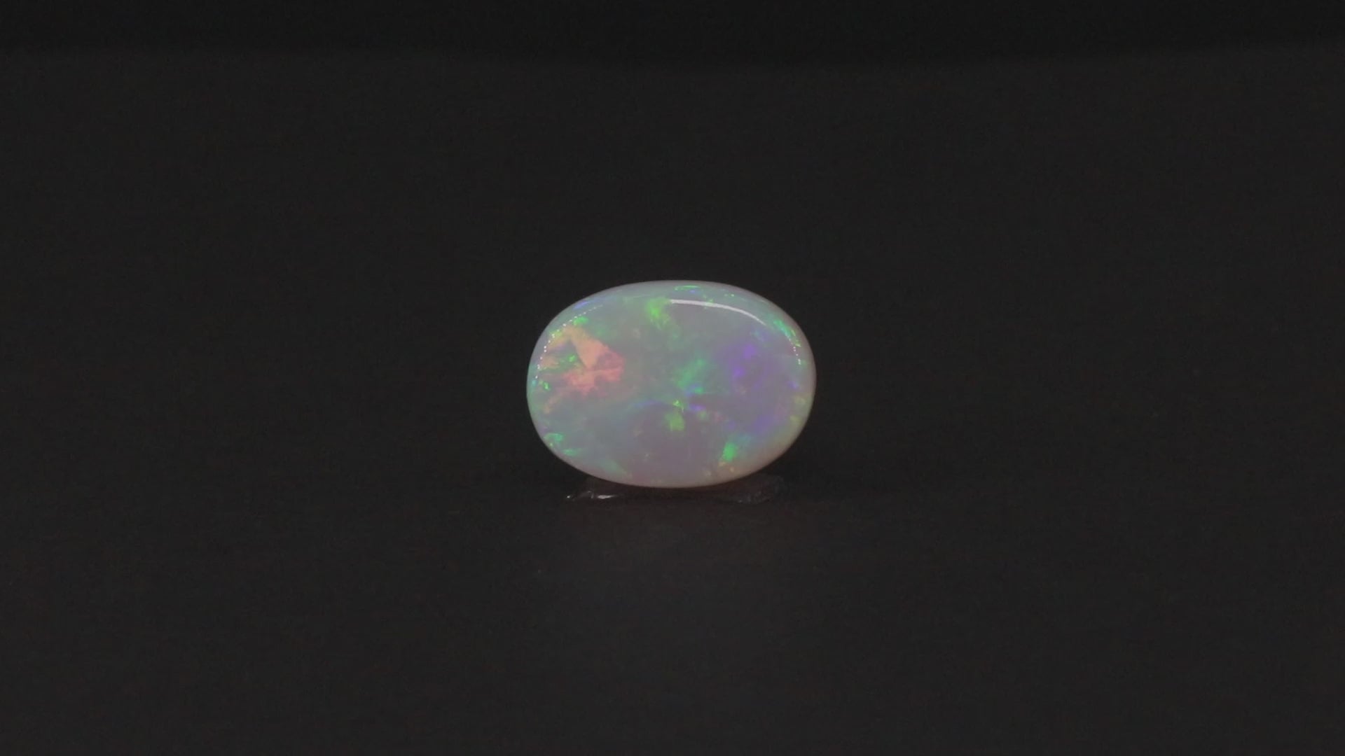 Opal - 8.78 Carats