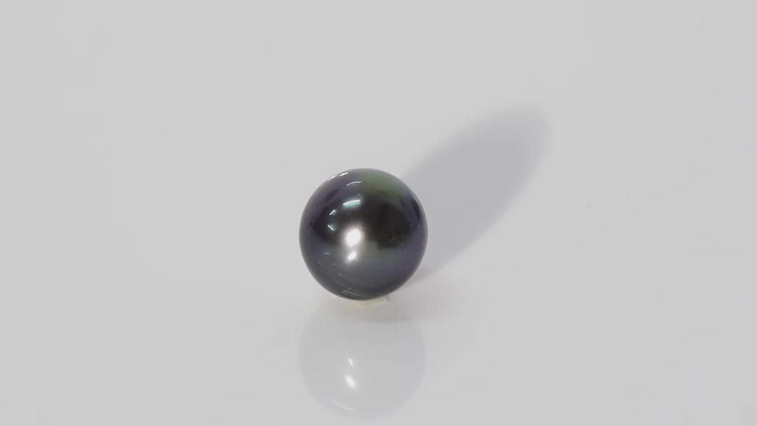 Black Tahitian (Cultured) Pearl - 10.96 Carats