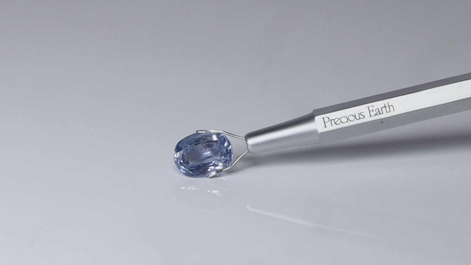 Blue Sapphire - 7.63 Carats