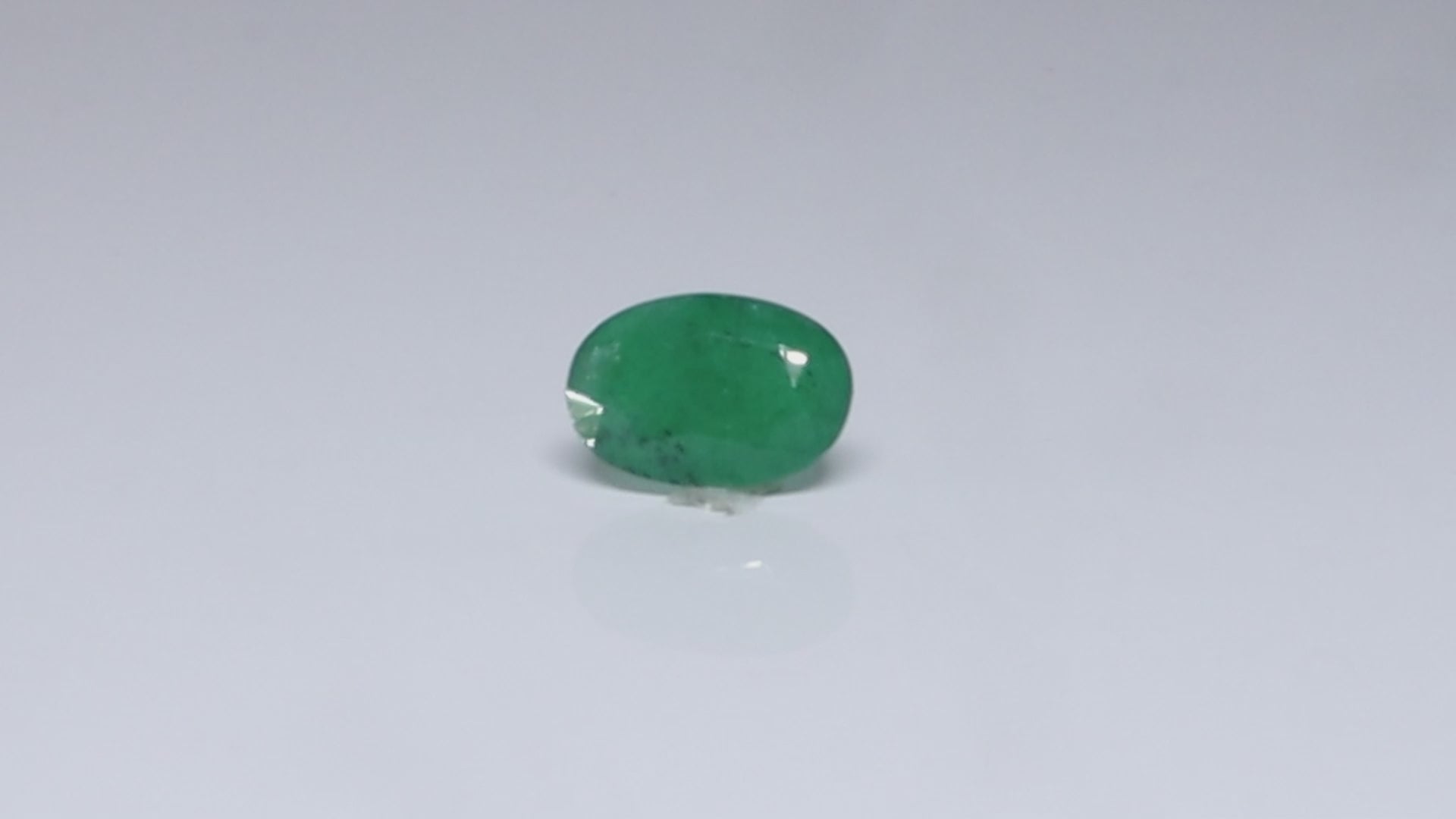 Emerald - 7.75 Carats